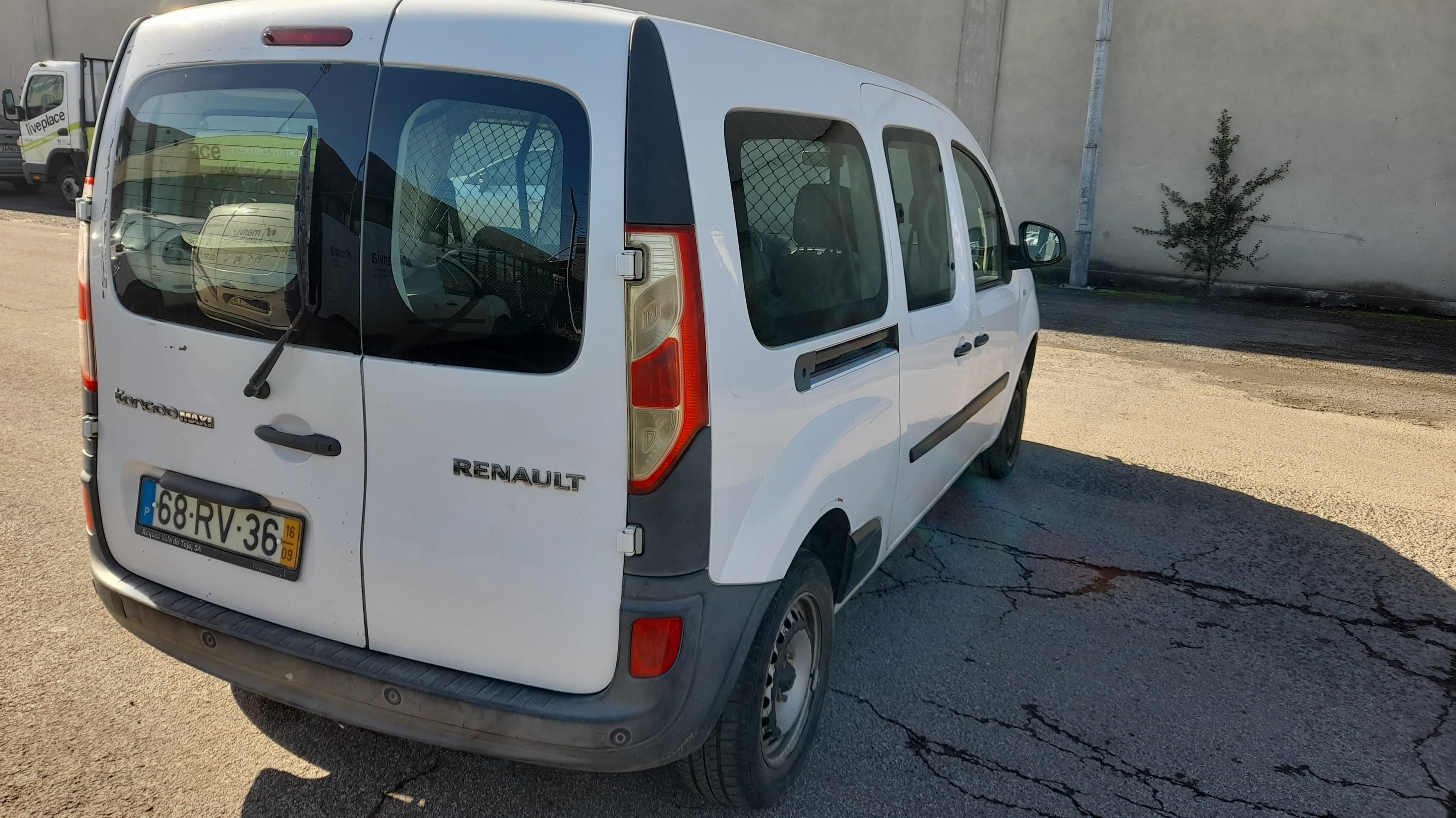 Renault Kangoo Maxi 1.5 · Ano 2016 — imagem 8