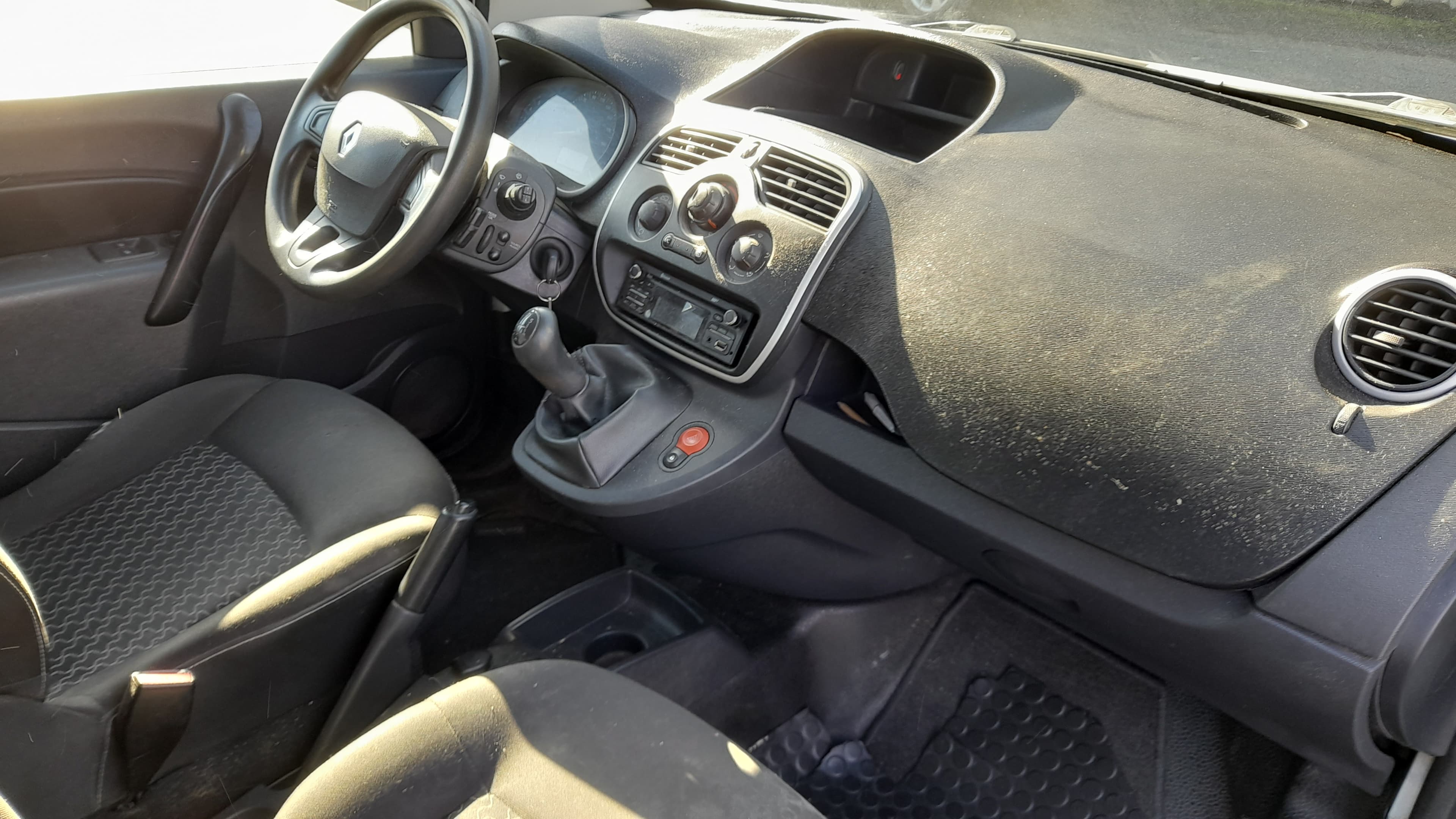 Renault Kangoo Maxi 1.5 · Ano 2016 — imagem 10