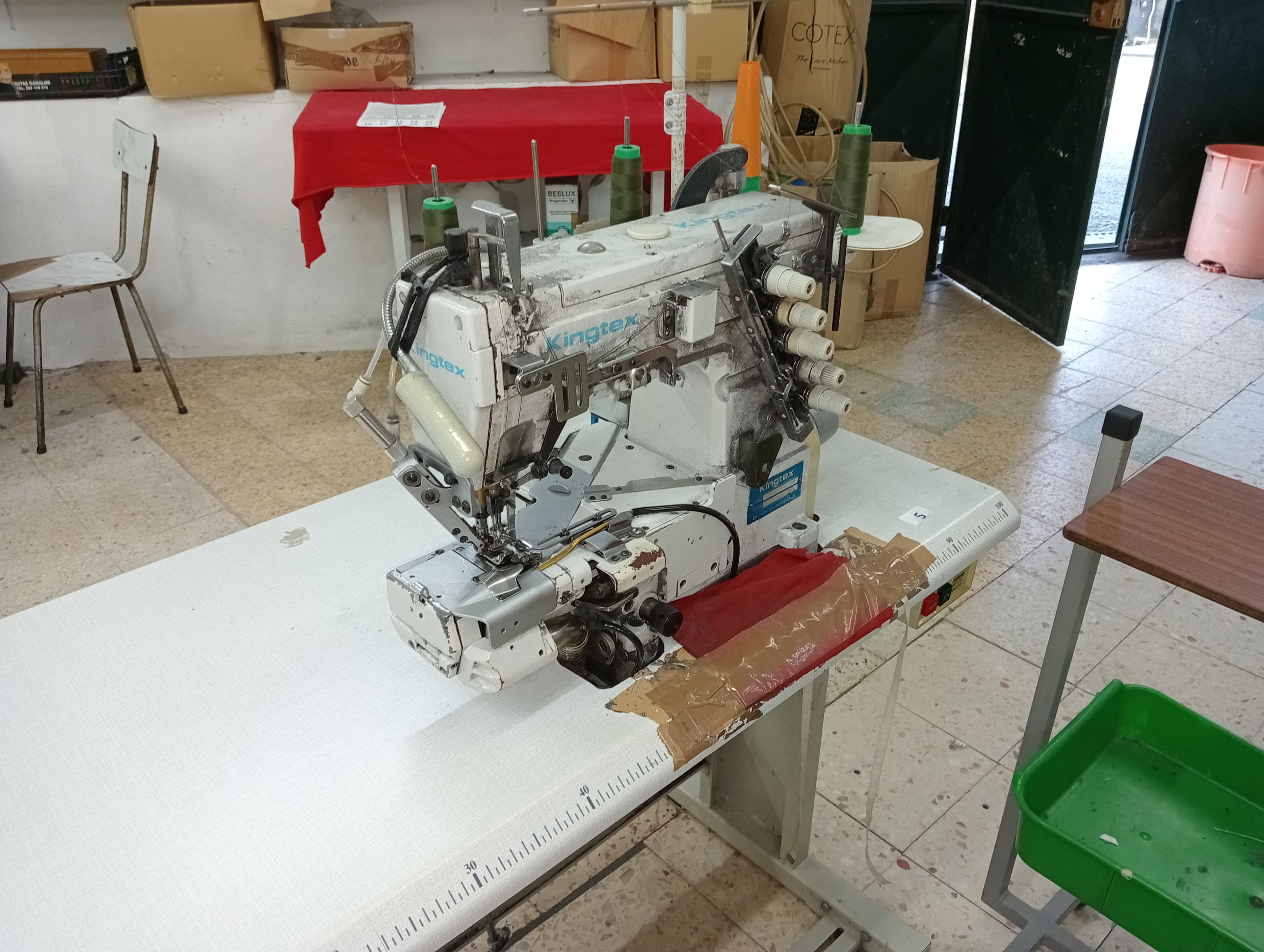 Machine à ourlet — image 4