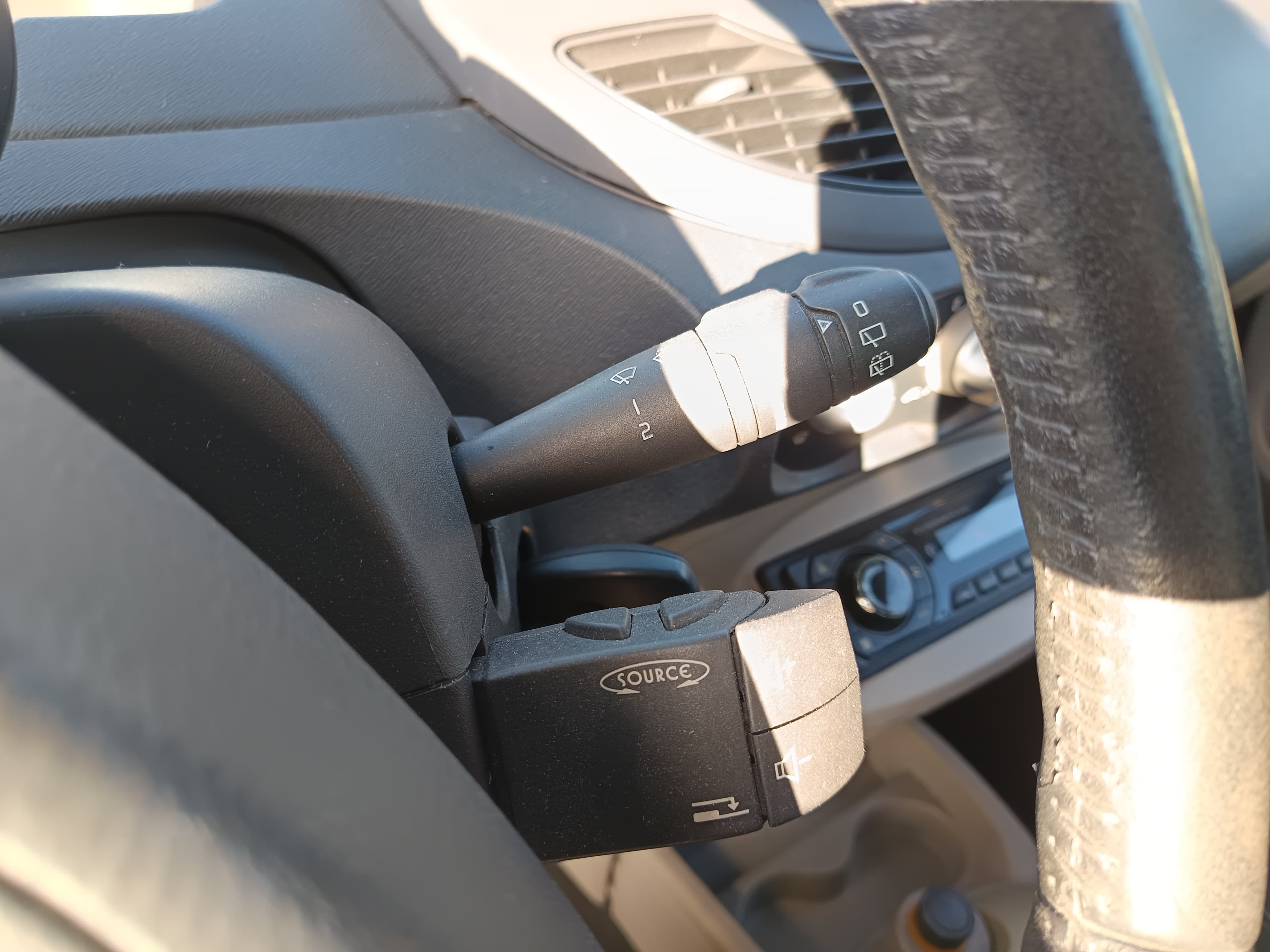 Renault Twingo · Ano 2008 — image 32