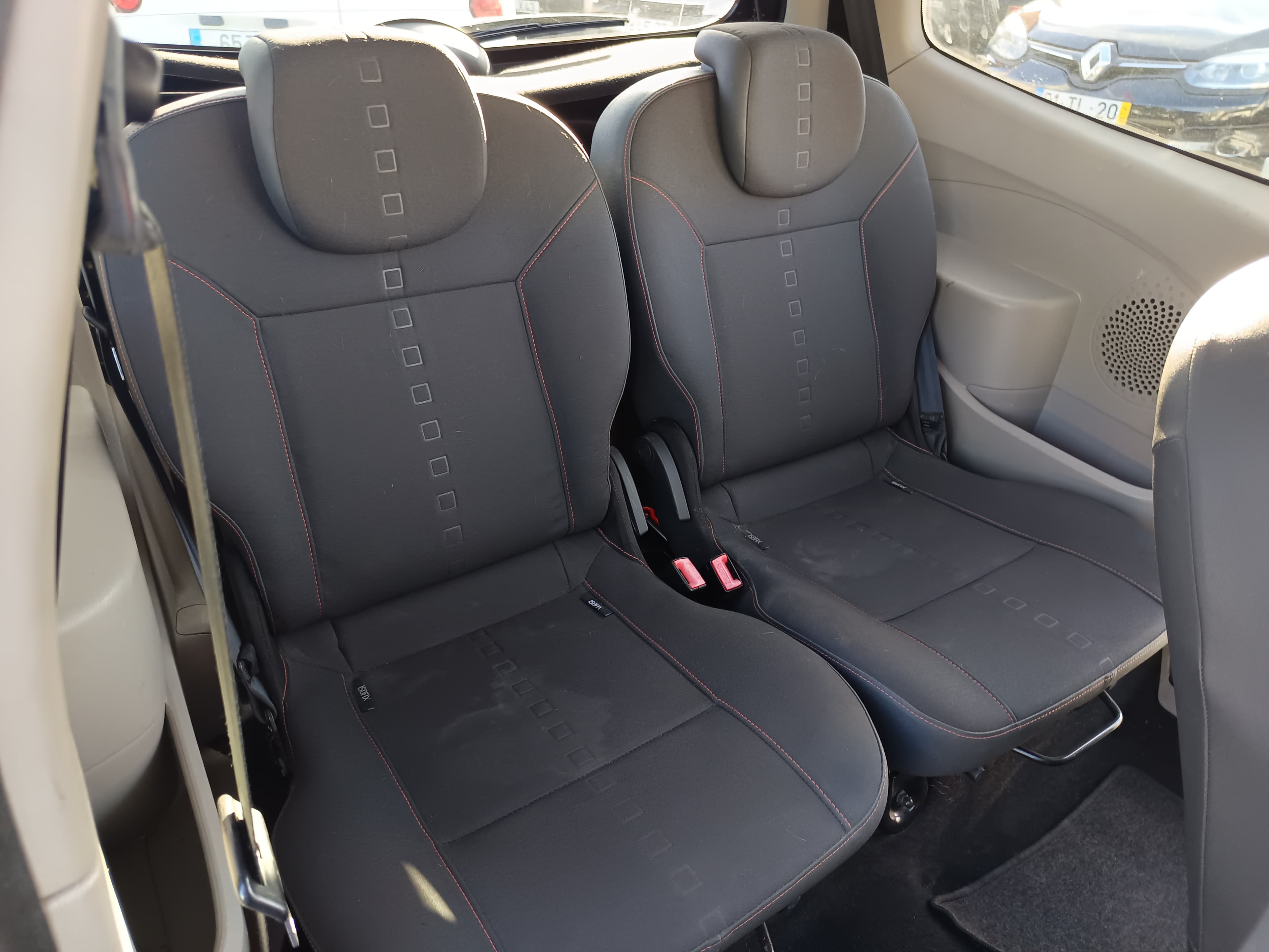 Renault Twingo · Ano 2008 — image 21