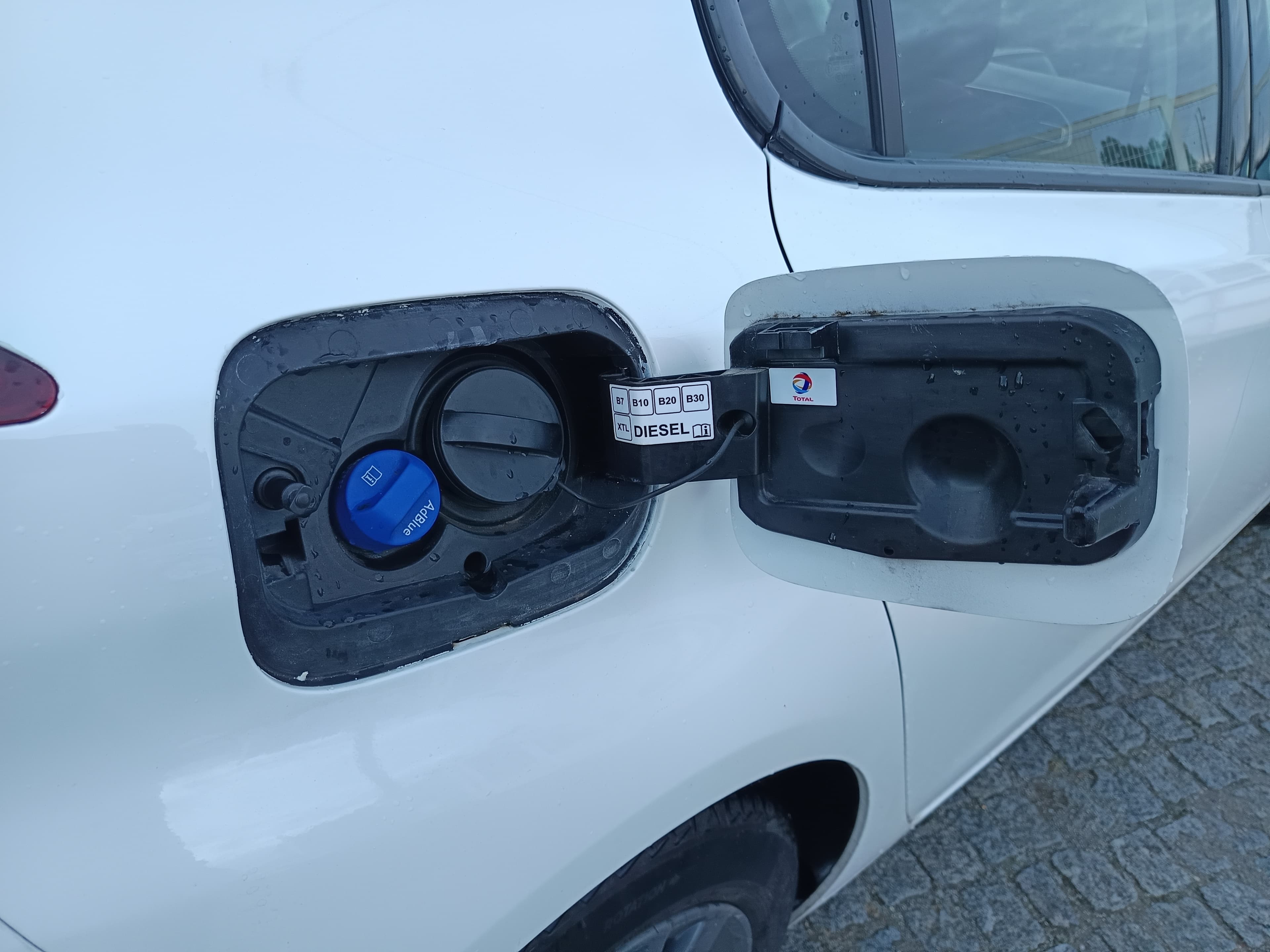 Peugeot 308 1.5 BlueHdi · Ano 2020 — imagem 8