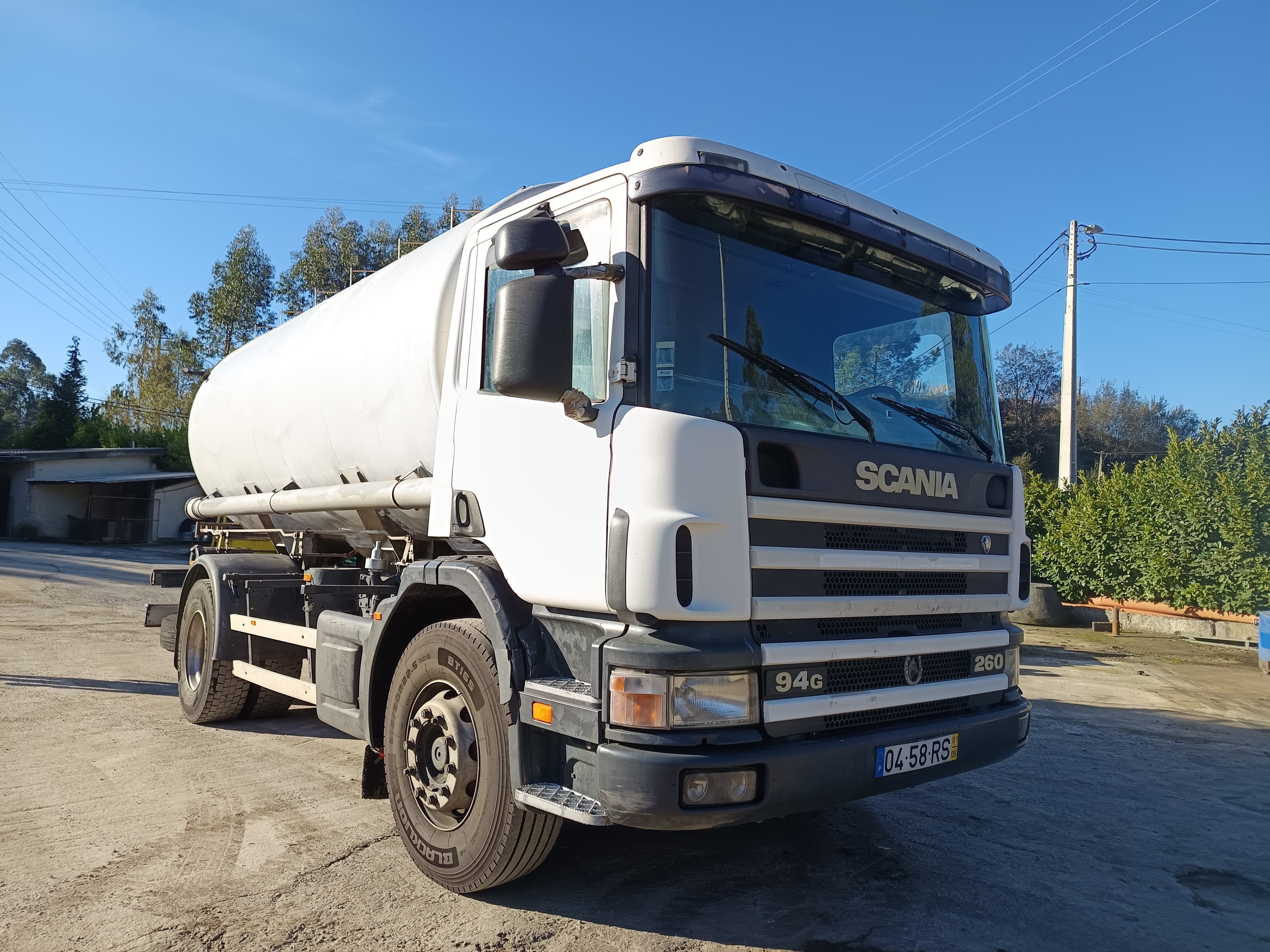 Cisterna Scania 260 · Transporte Cereais · Ano 2001 — image 3