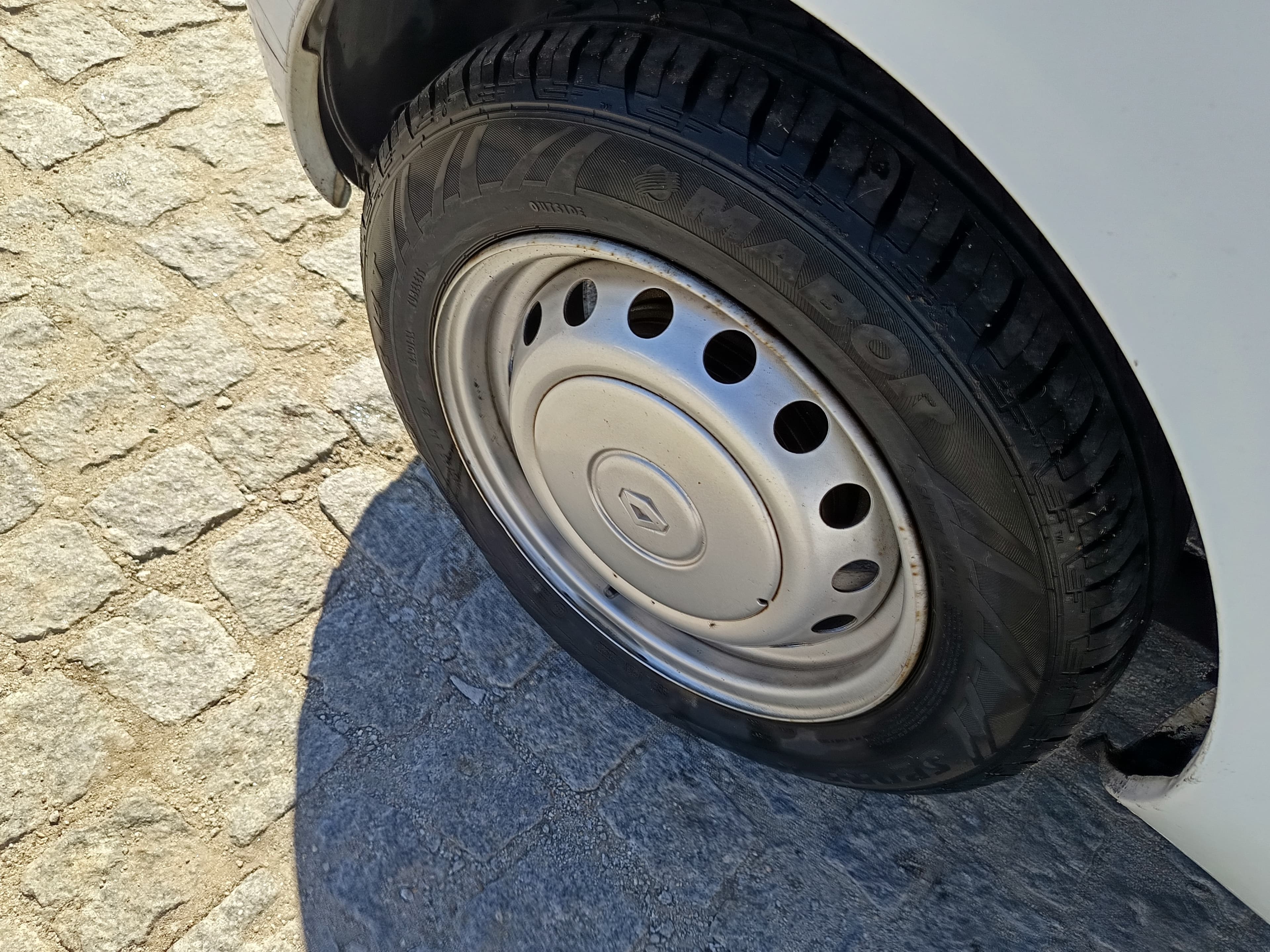 Renault Clio · Ano 2005 — imagen 11