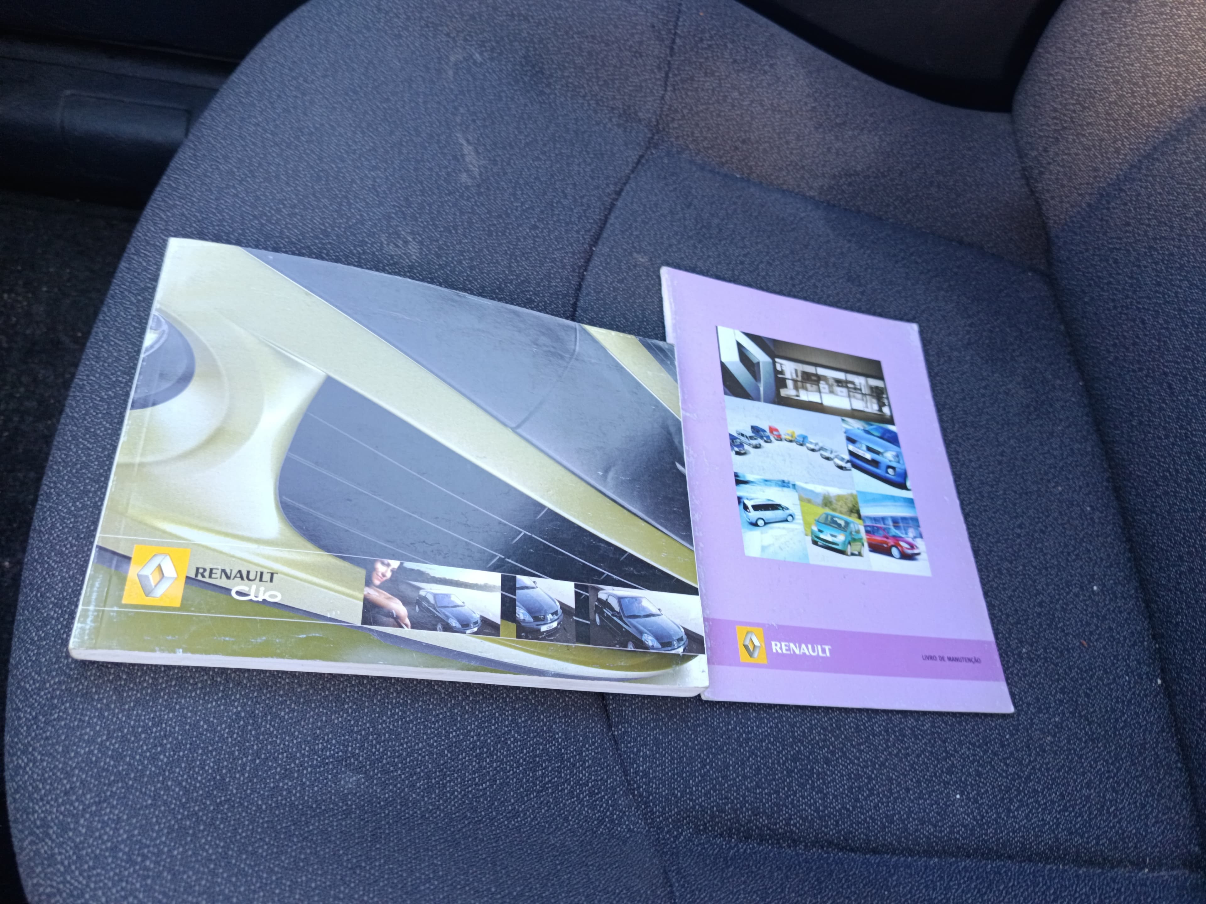 Renault Clio · Ano 2005 — imagen 35