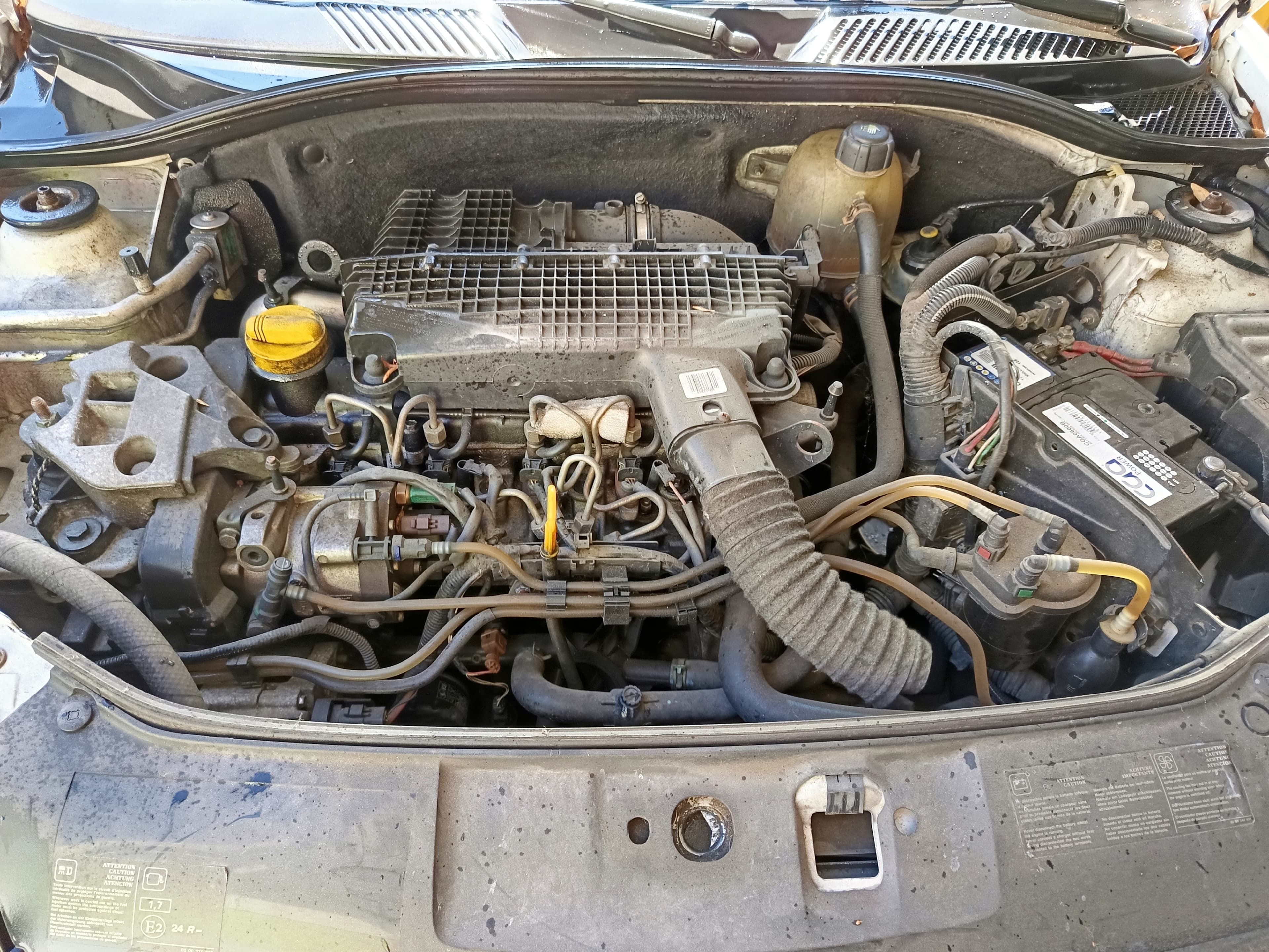 Renault Clio · Ano 2005 — imagen 7