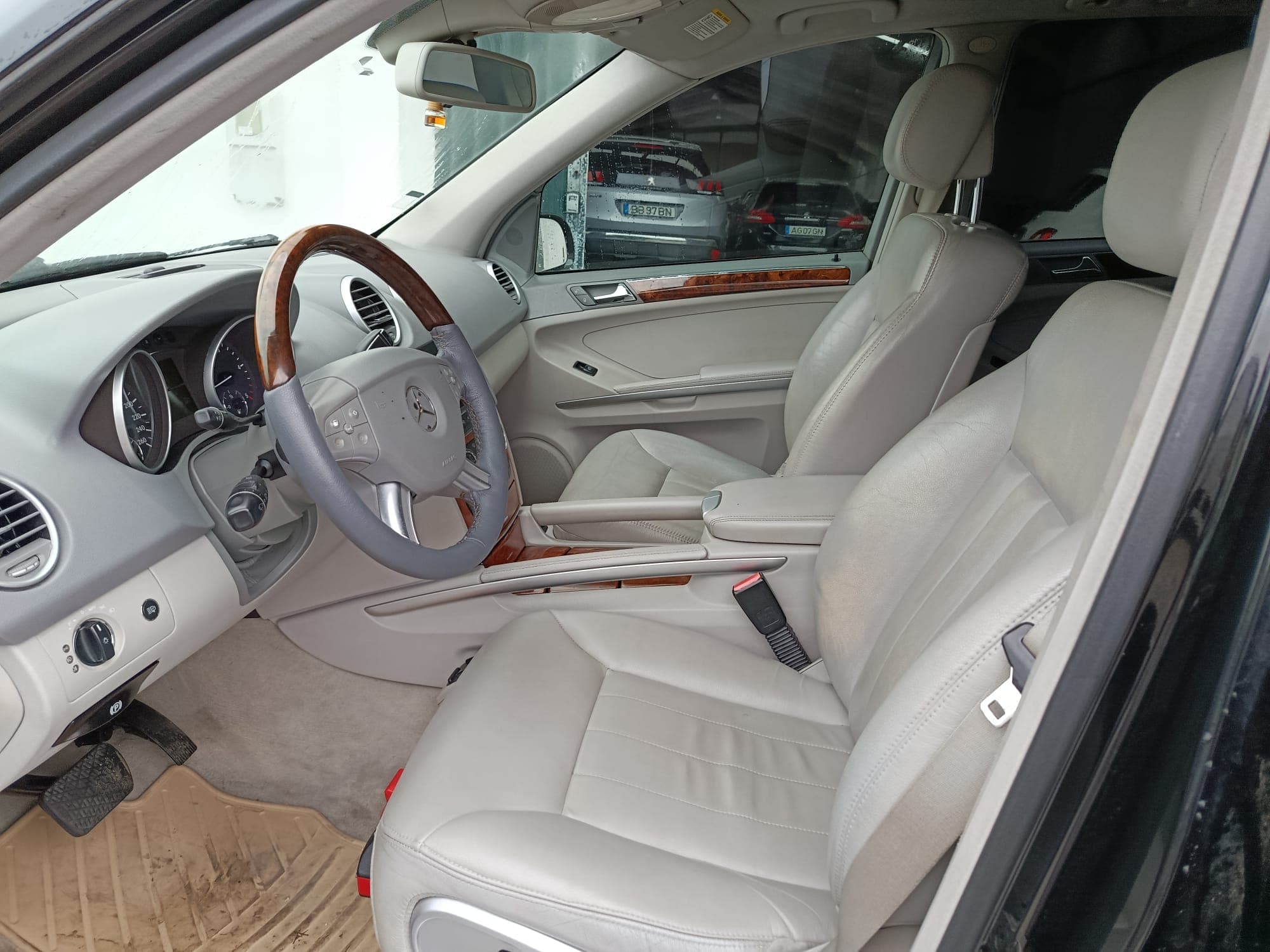 Mercedes-Benz ML 320 · Ano 2006 — imagem 15