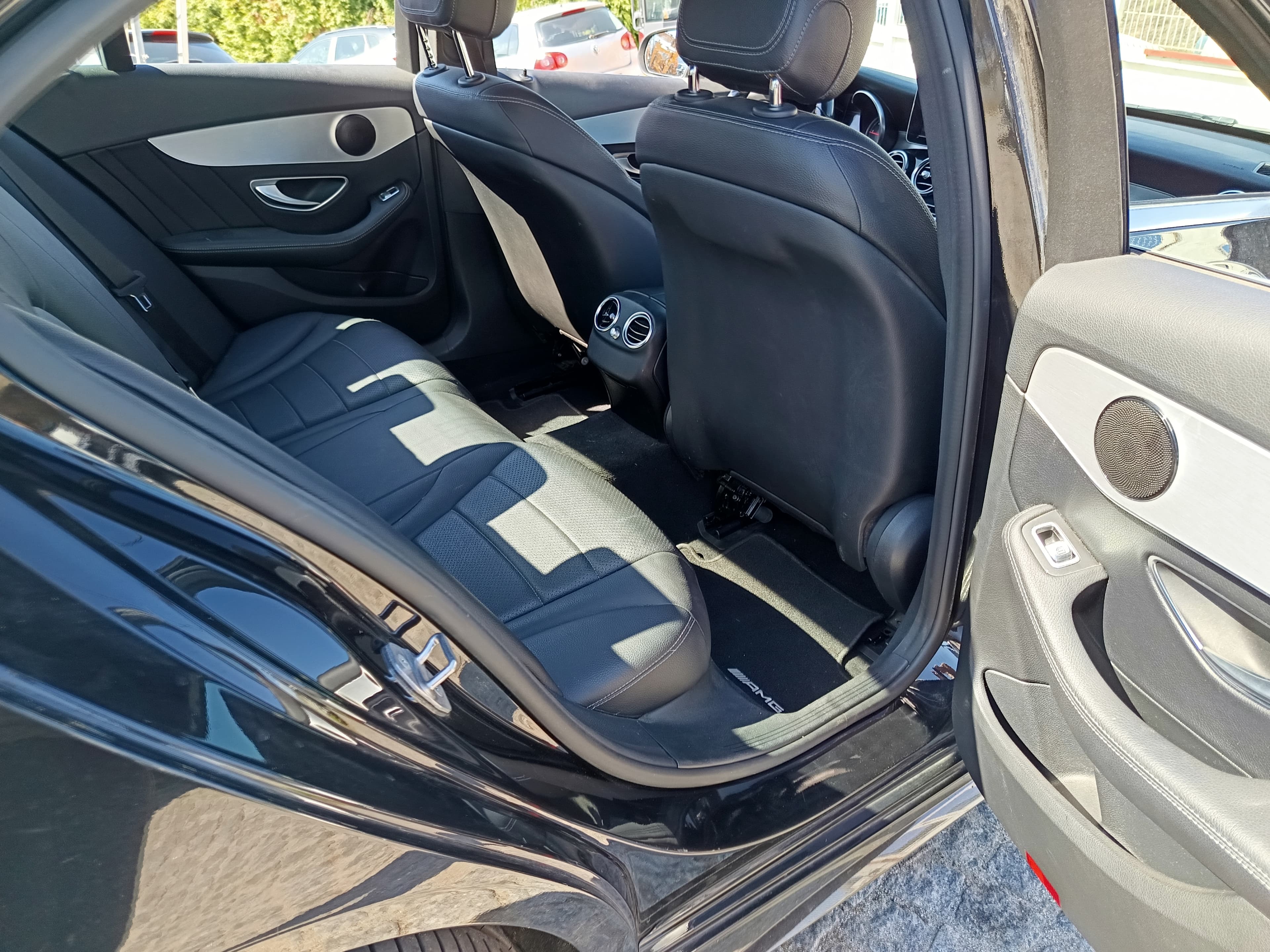 Mercedes-Benz C180 · Ano 2017 — imagen 21