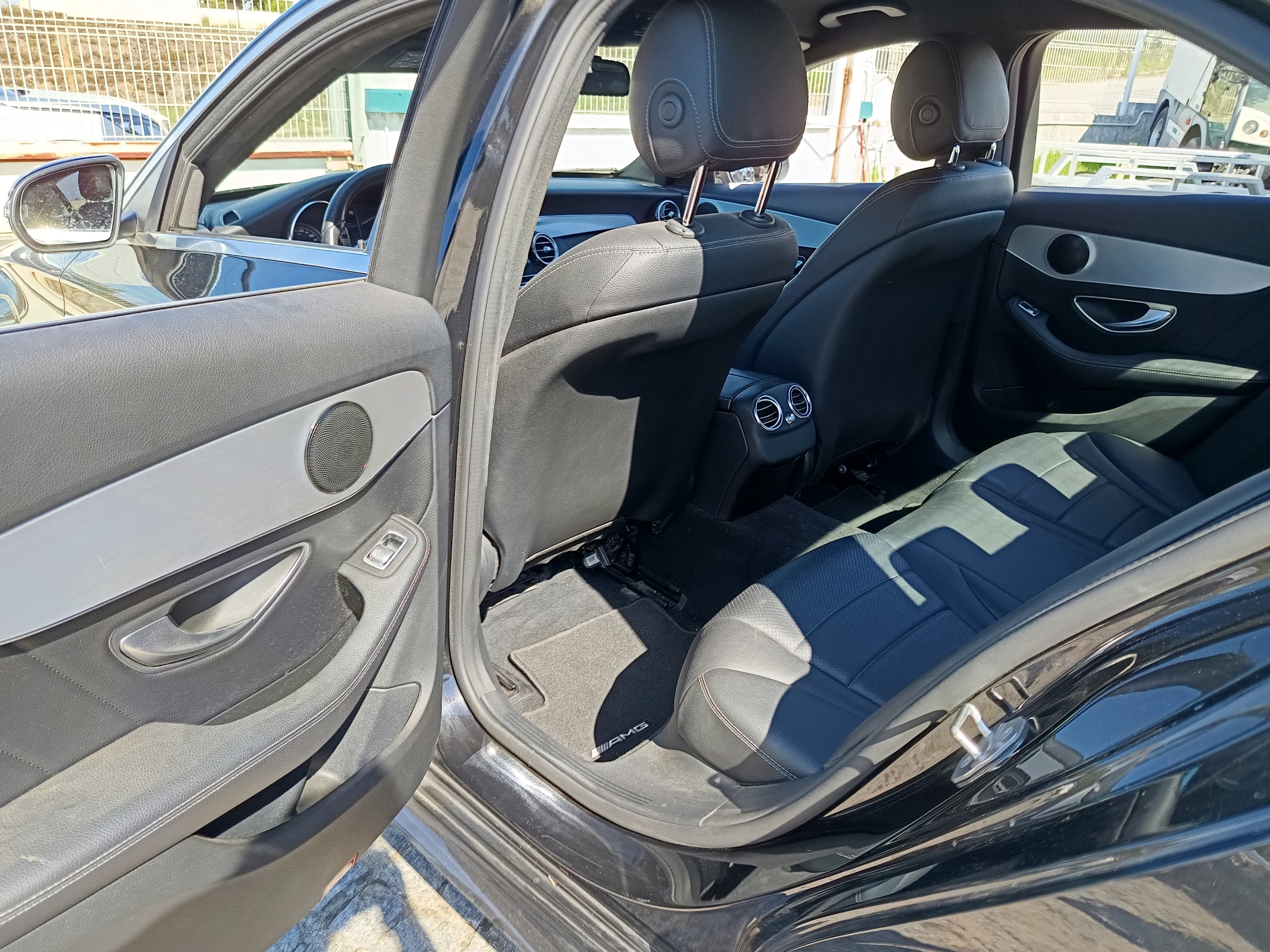 Mercedes-Benz C180 · Ano 2017 — imagen 28
