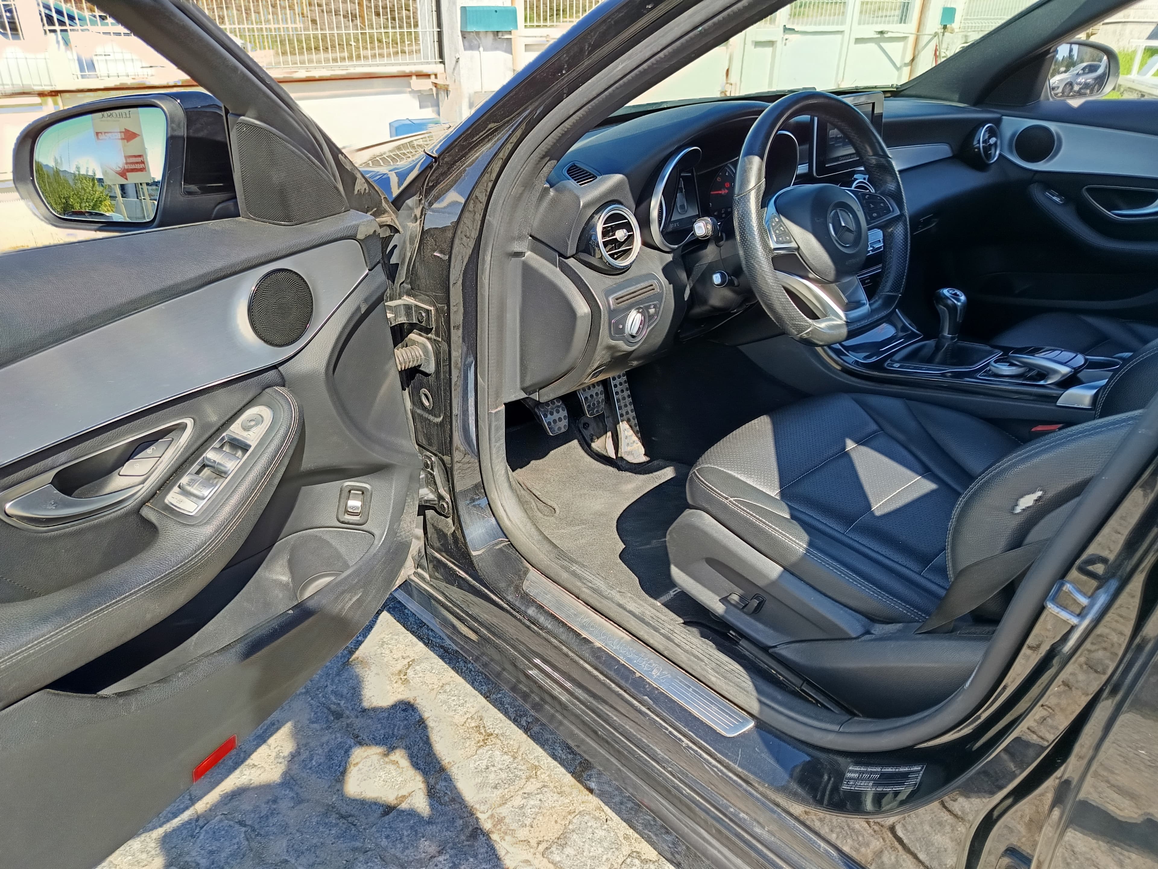 Mercedes-Benz C180 · Ano 2017 — imagen 31
