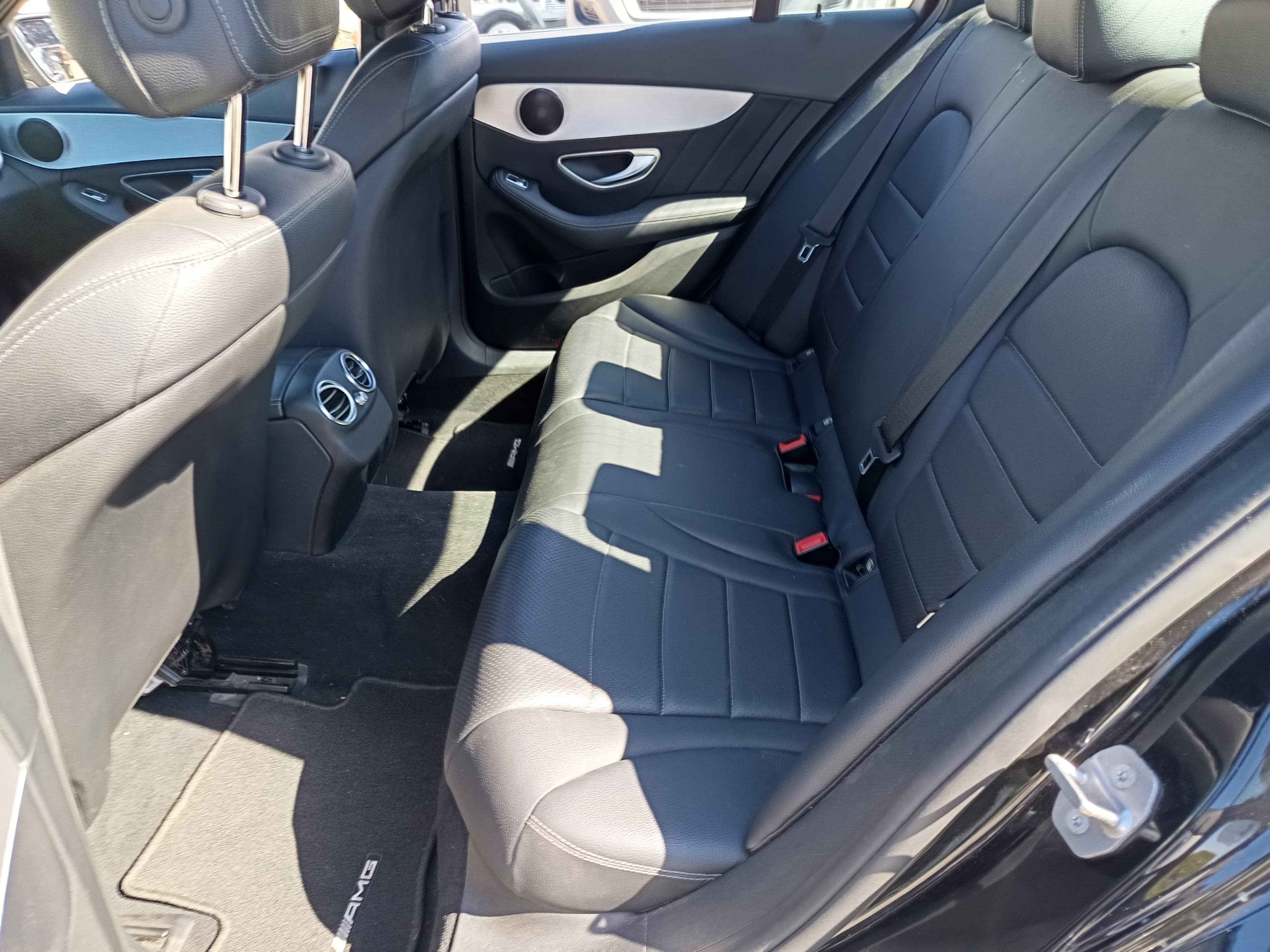 Mercedes-Benz C180 · Ano 2017 — imagen 30