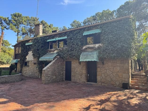 Moradia V5 com Piscina · Herdade da Aroeira, Charneca de Caparica