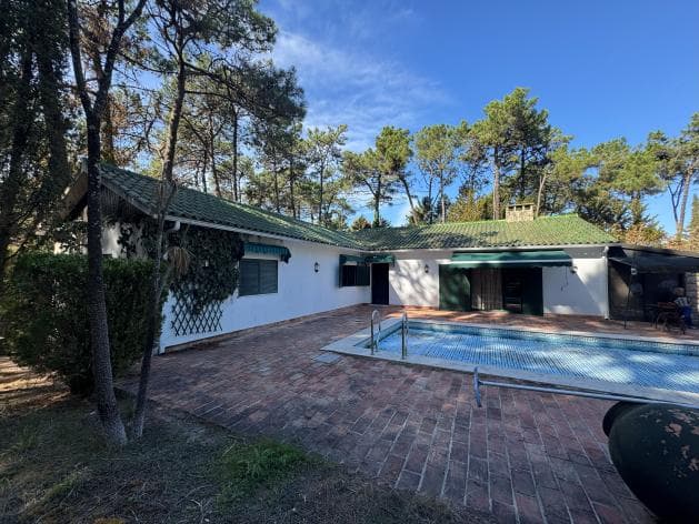 Moradia V5 com Piscina · Herdade da Aroeira, Charneca de Caparica — imagem 7