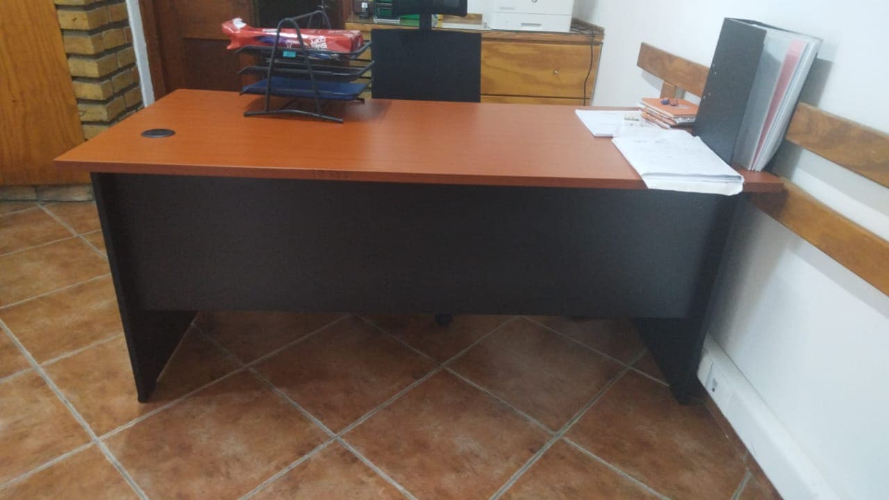 Office Furniture — image 2