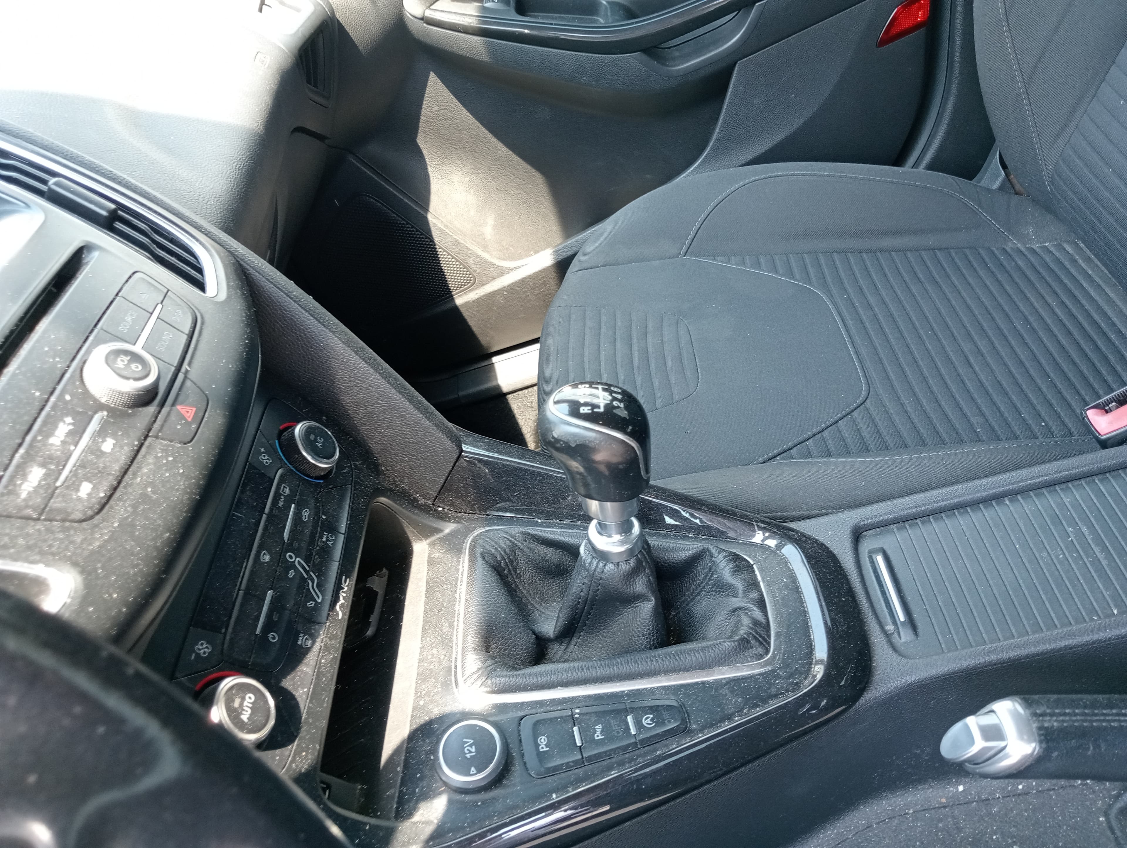 Ford Focus · Año 2015 — imagen 10