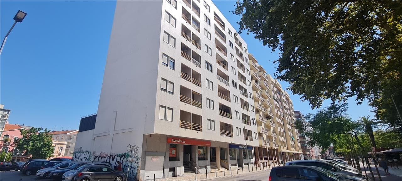 Apartamento T3 · Setúbal — imagen 1