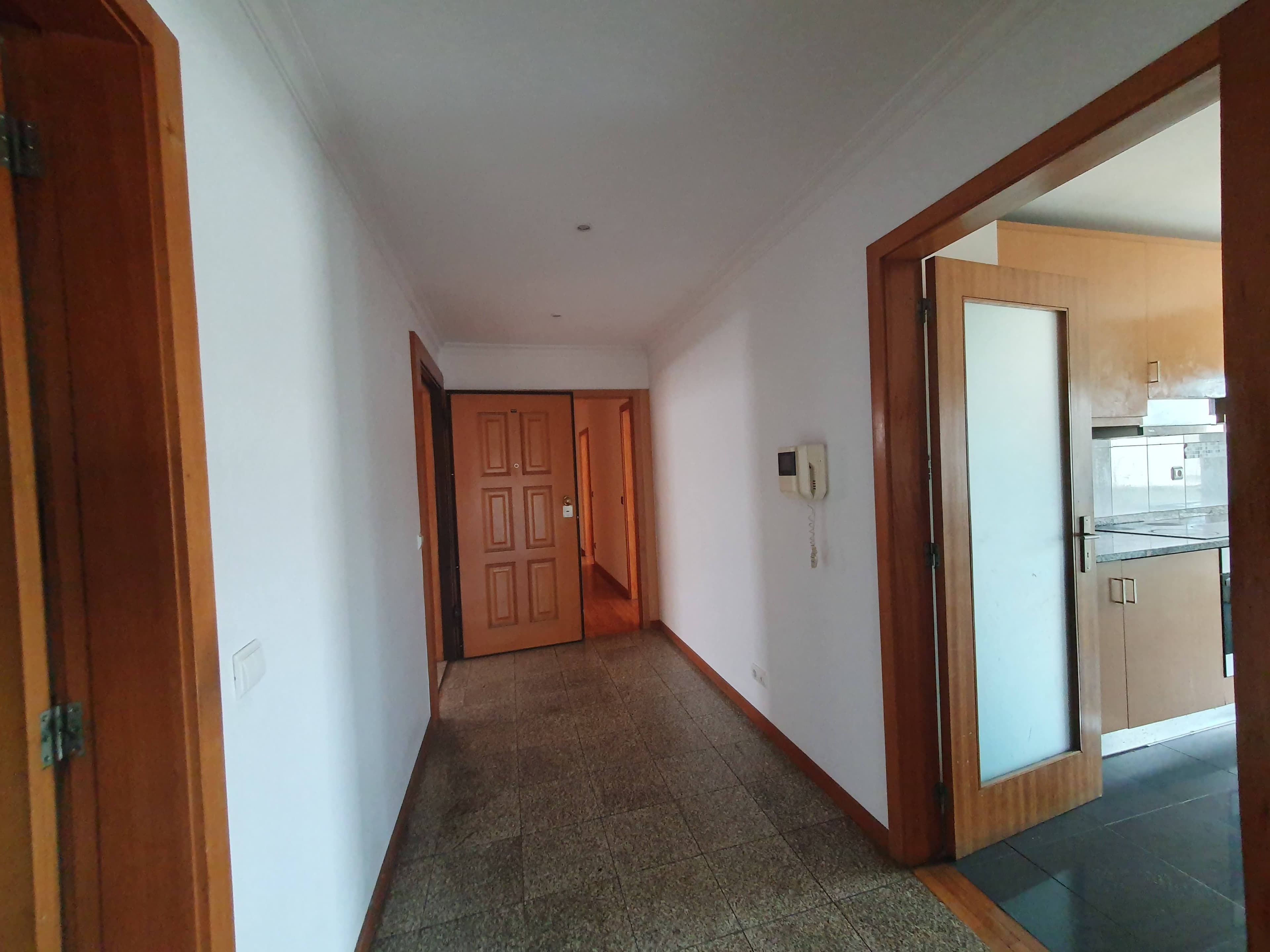 Apartamento T3 · Rio Tinto, Gondomar — imagem 3