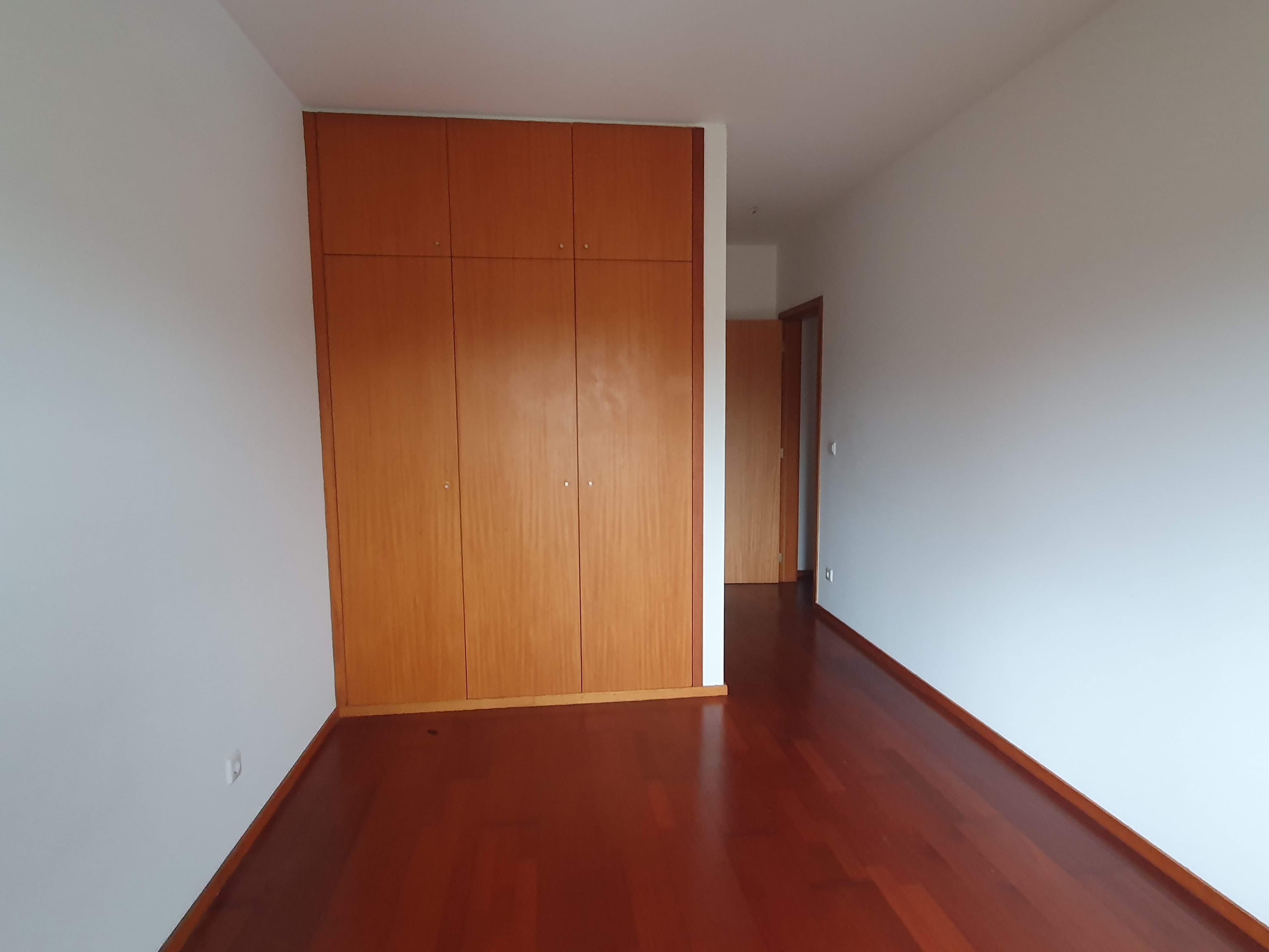 Apartamento T3 · Oliveira do Douro, Vila Nova de Gaia — imagen 8