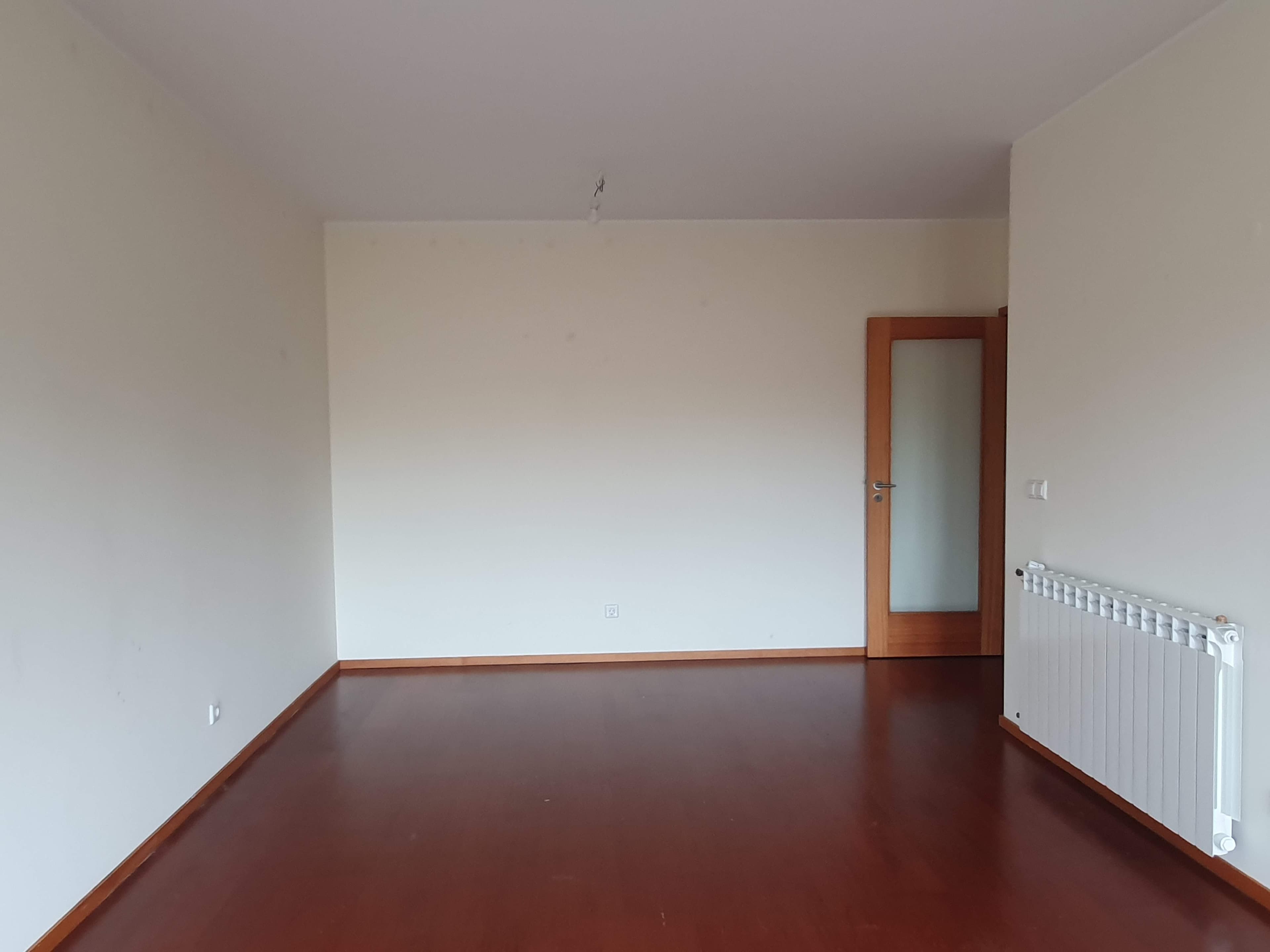 Apartamento T3 · Oliveira do Douro, Vila Nova de Gaia — image 5