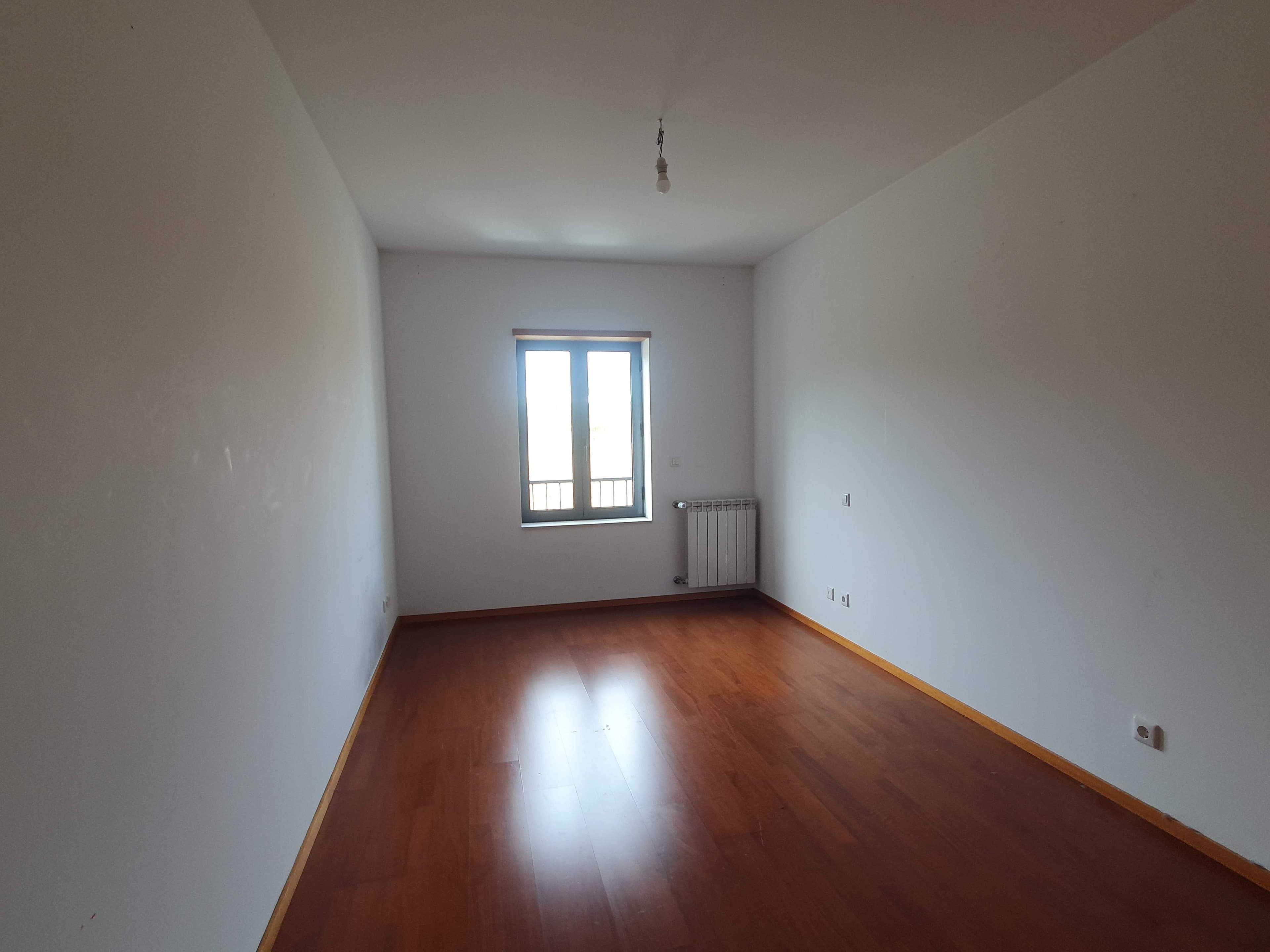 Apartamento T3 · Oliveira do Douro, Vila Nova de Gaia — image 14