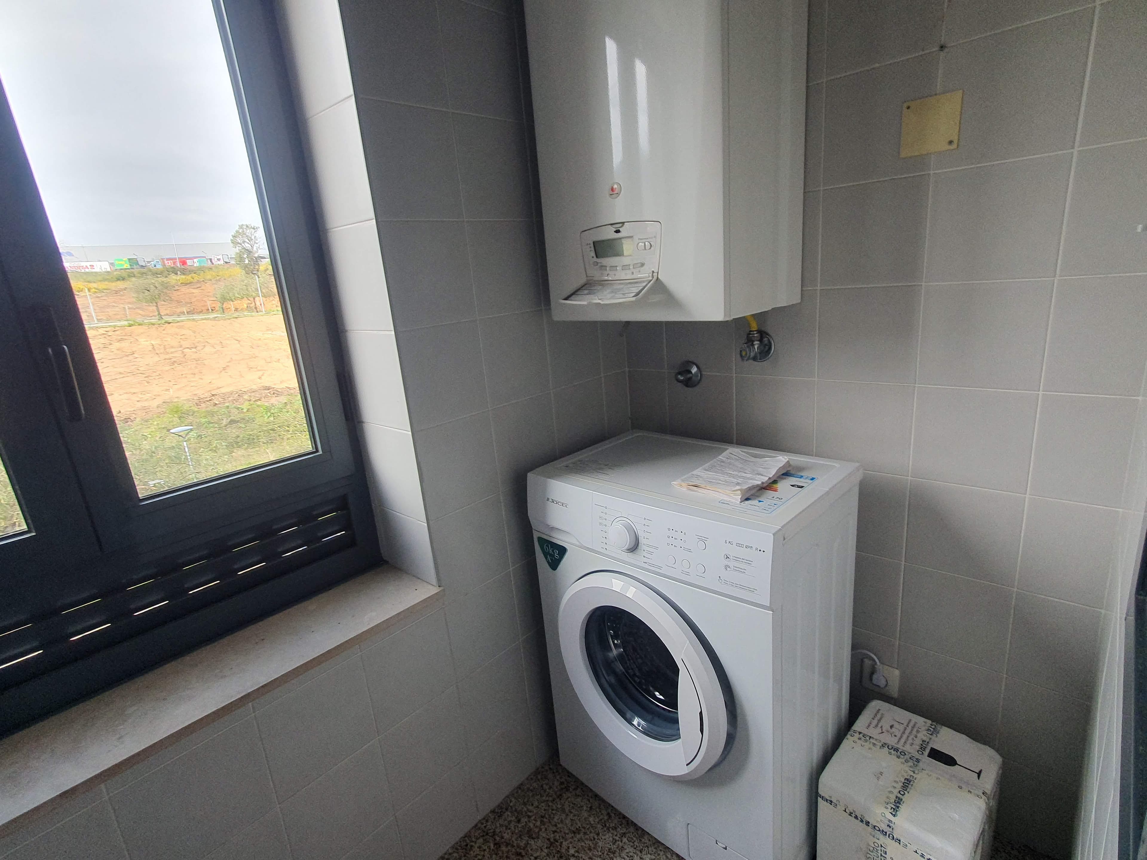 Apartamento T3 · Oliveira do Douro, Vila Nova de Gaia — image 9