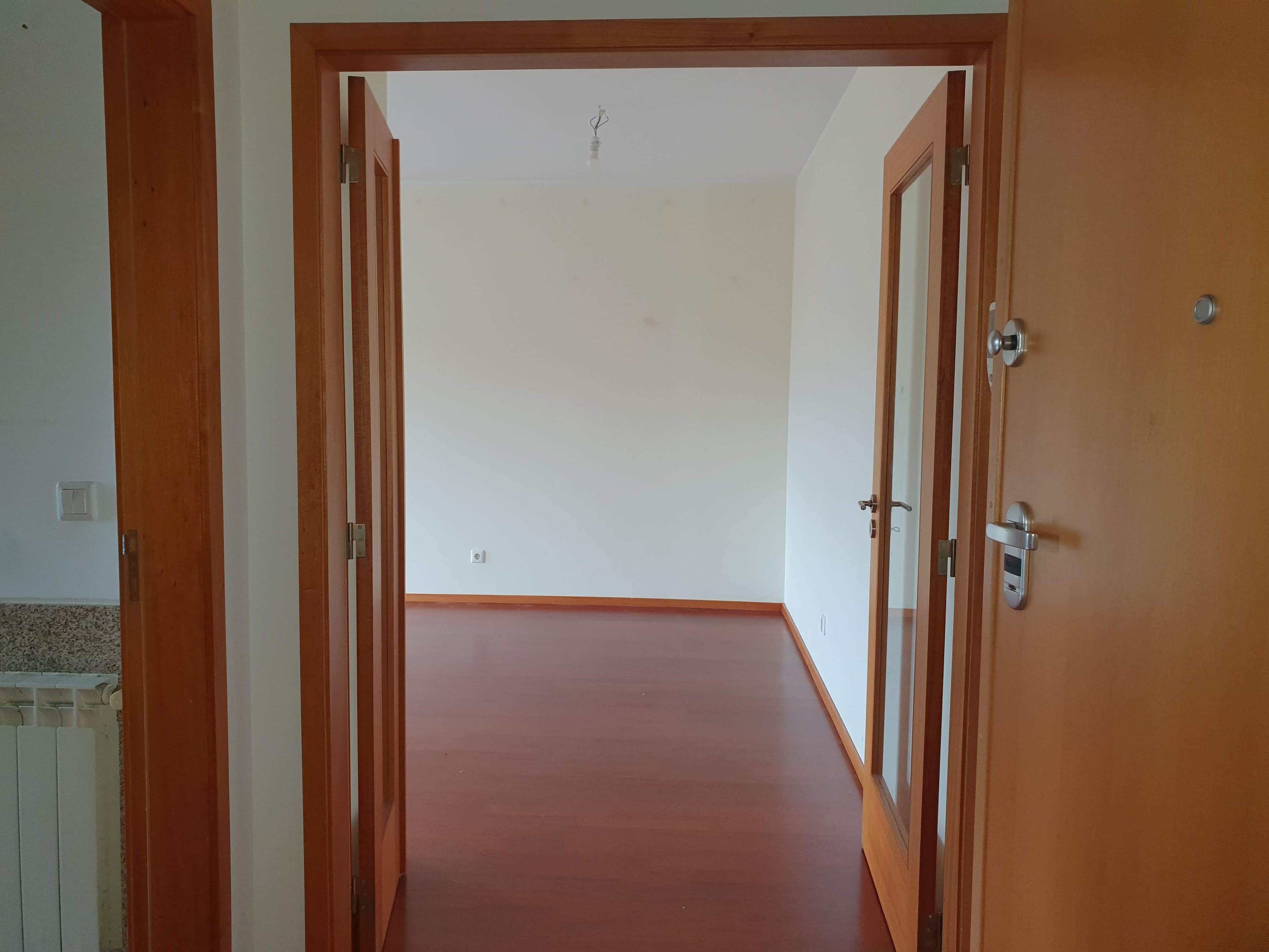 Apartamento T3 · Oliveira do Douro, Vila Nova de Gaia — image 4