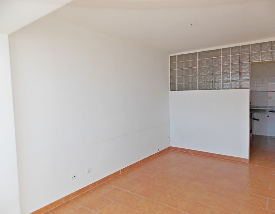 Apartamento T0 · Barreiro, Setúbal — imagem 10