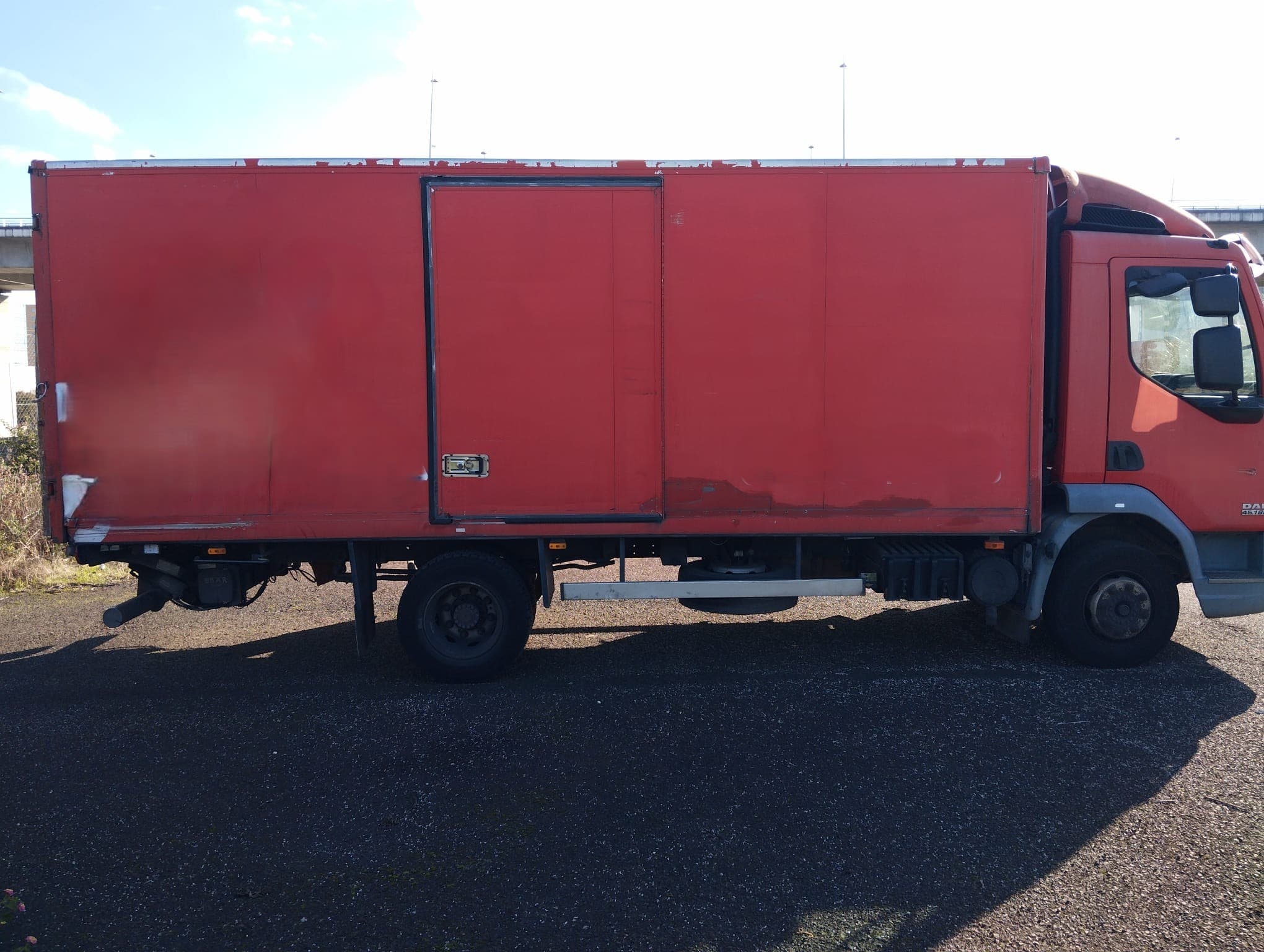 DAF 45.180 · Ano 2007 — imagem 4