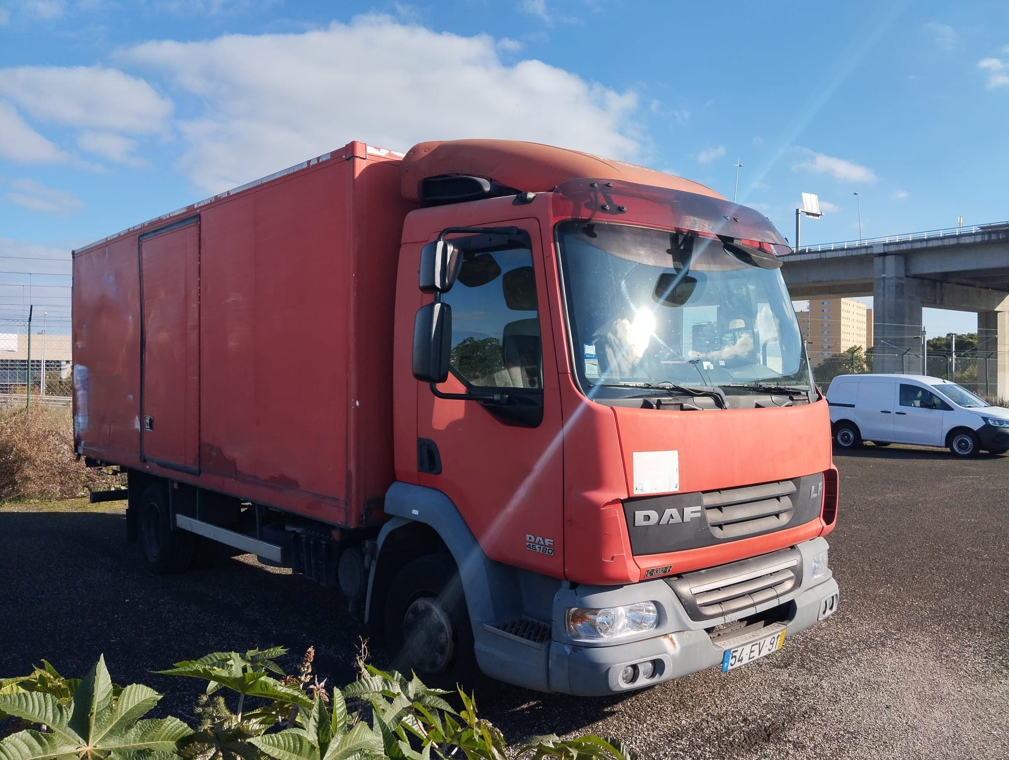 DAF 45.180 · Ano 2007 — imagem 2