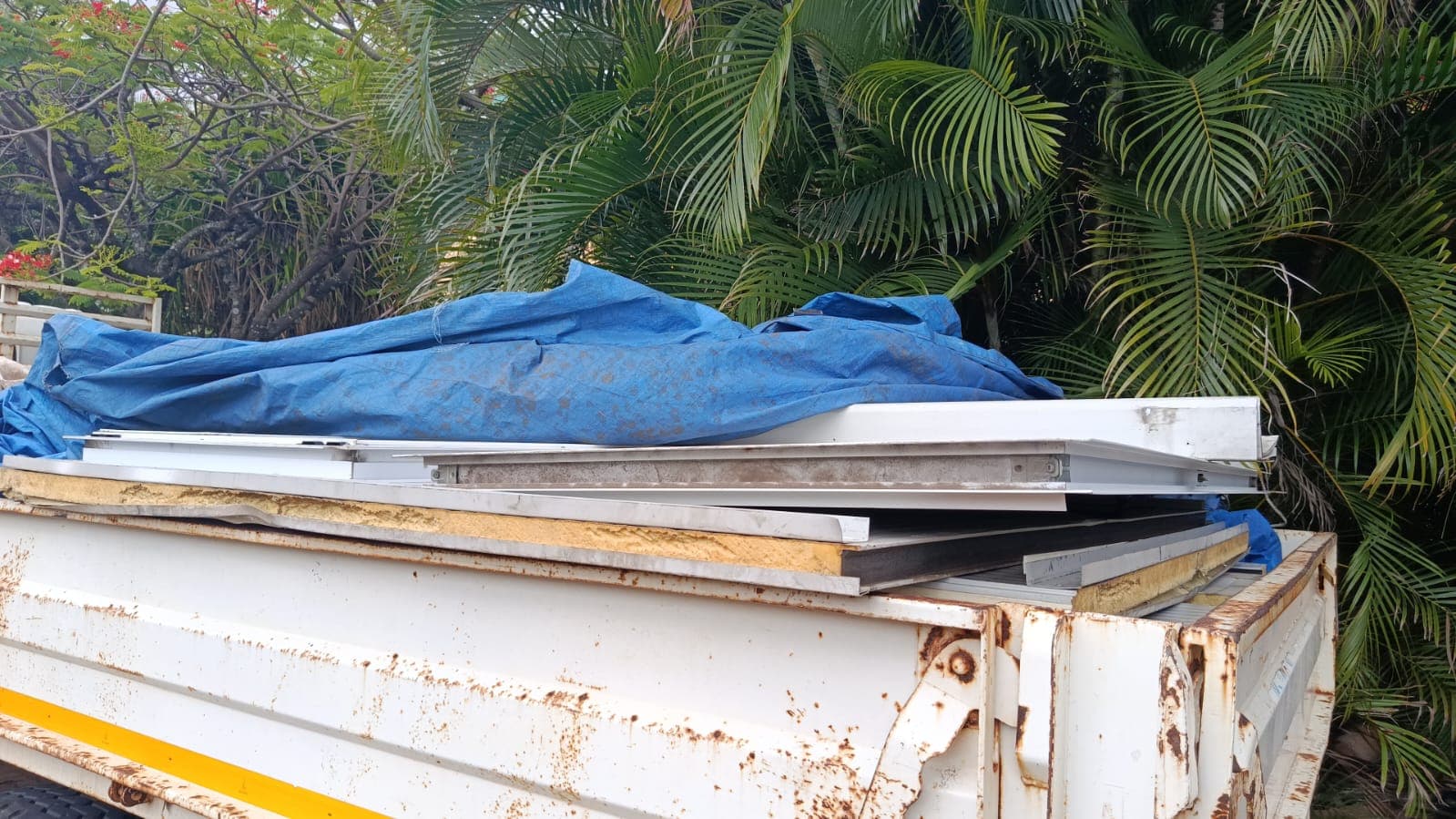 Contentor desmontado — imagen 2