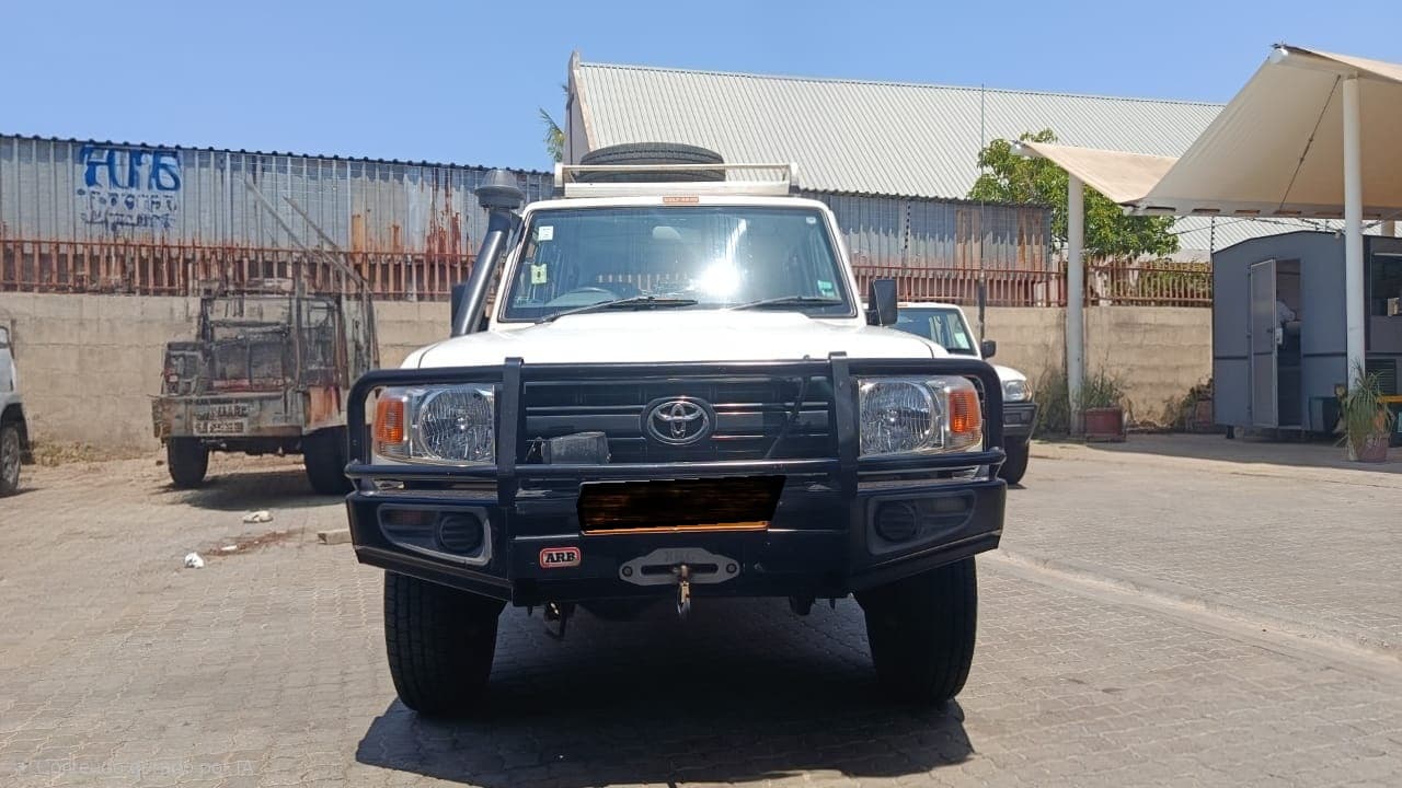 Toyota Land Cruiser — imagen 18