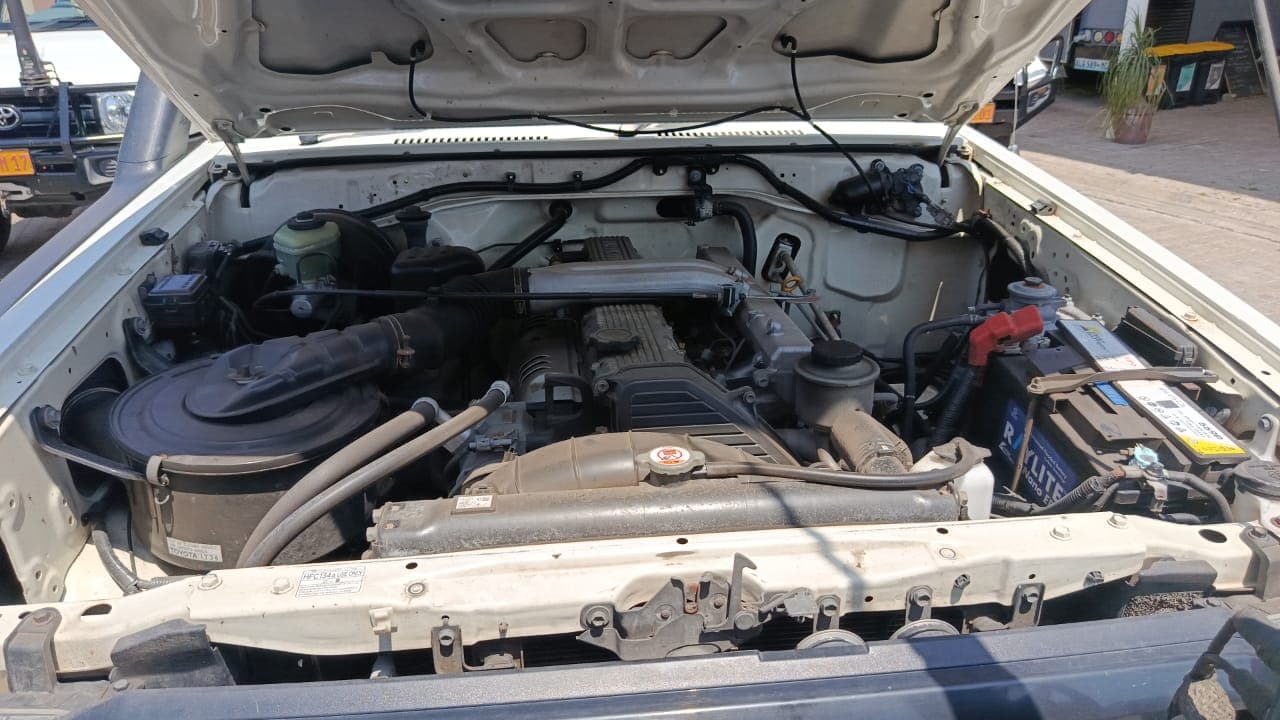 Toyota Land Cruiser — imagen 14