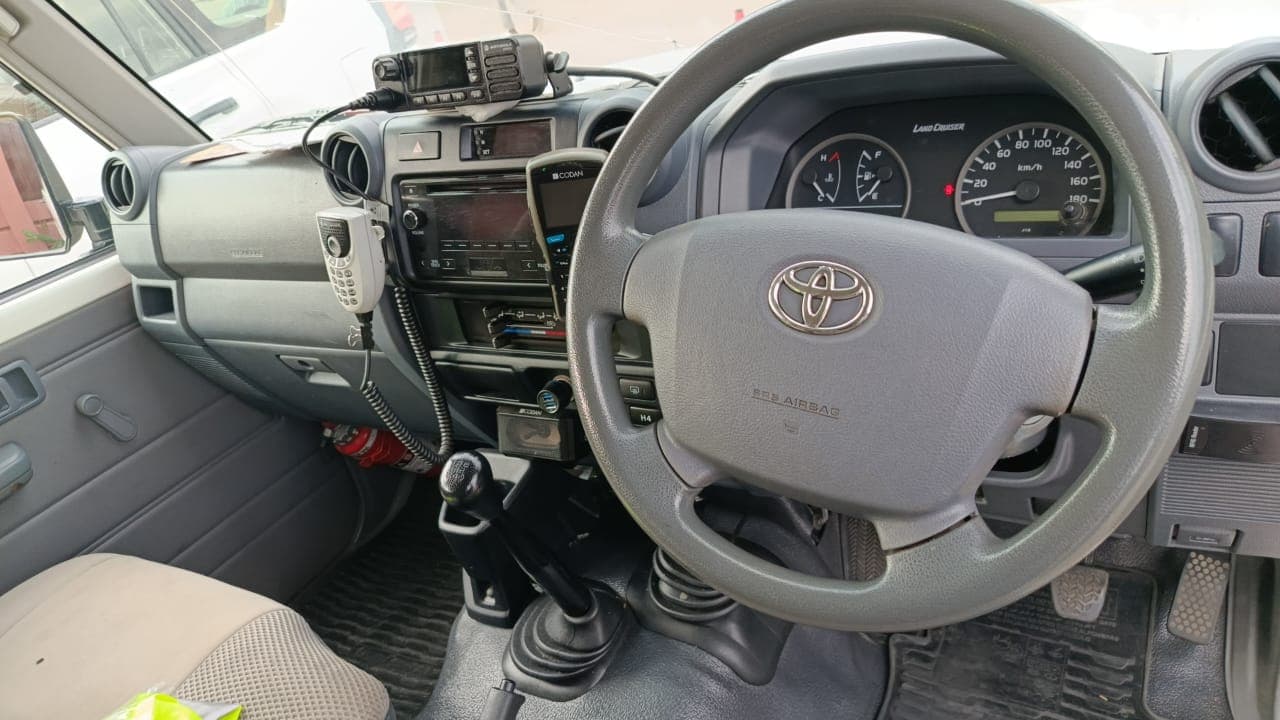 Toyota Land Cruiser — imagem 3