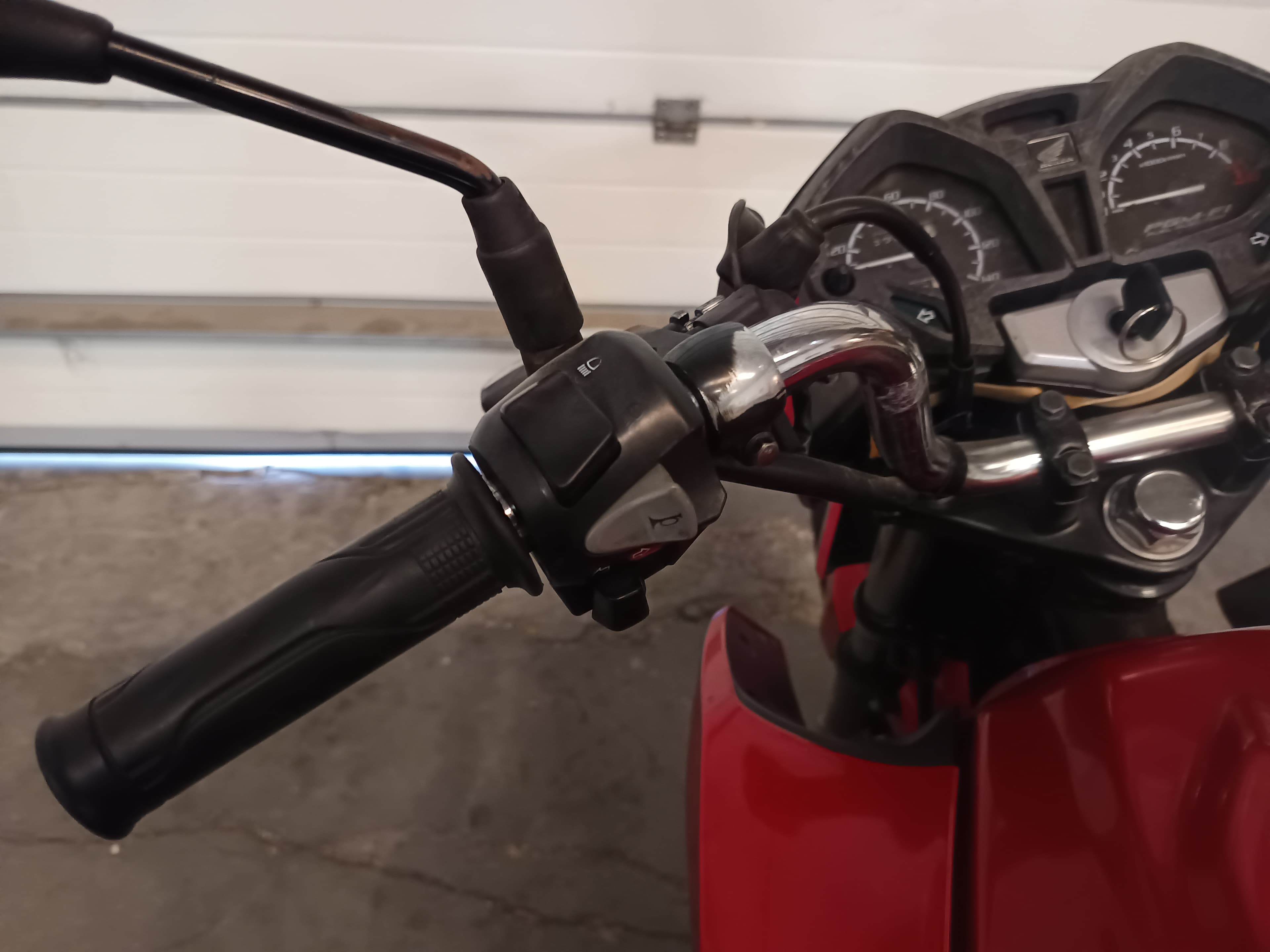 HONDA CBF 125 · Año 2015 — imagen 8
