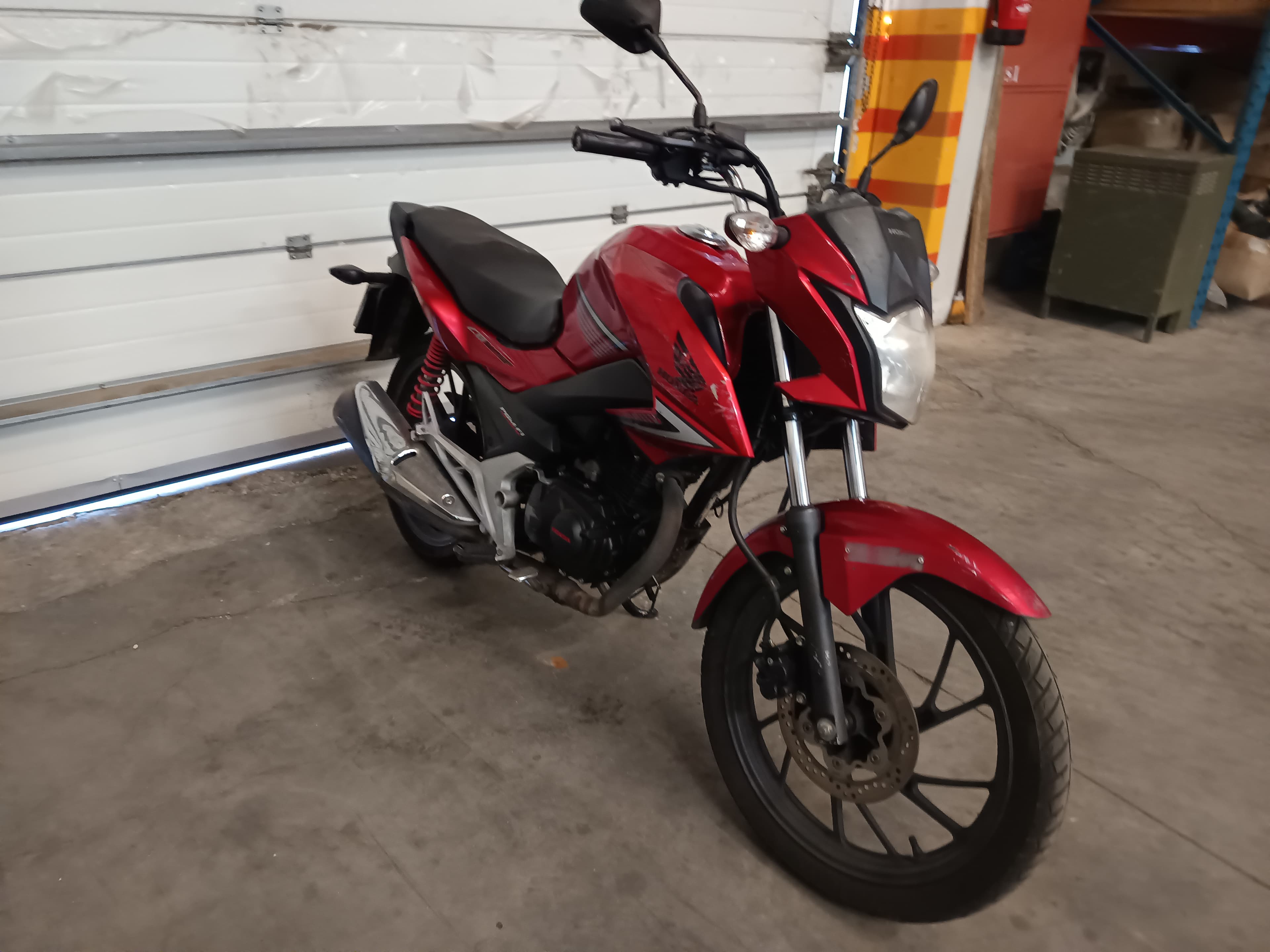 HONDA CBF 125 · Año 2015 — imagen 2