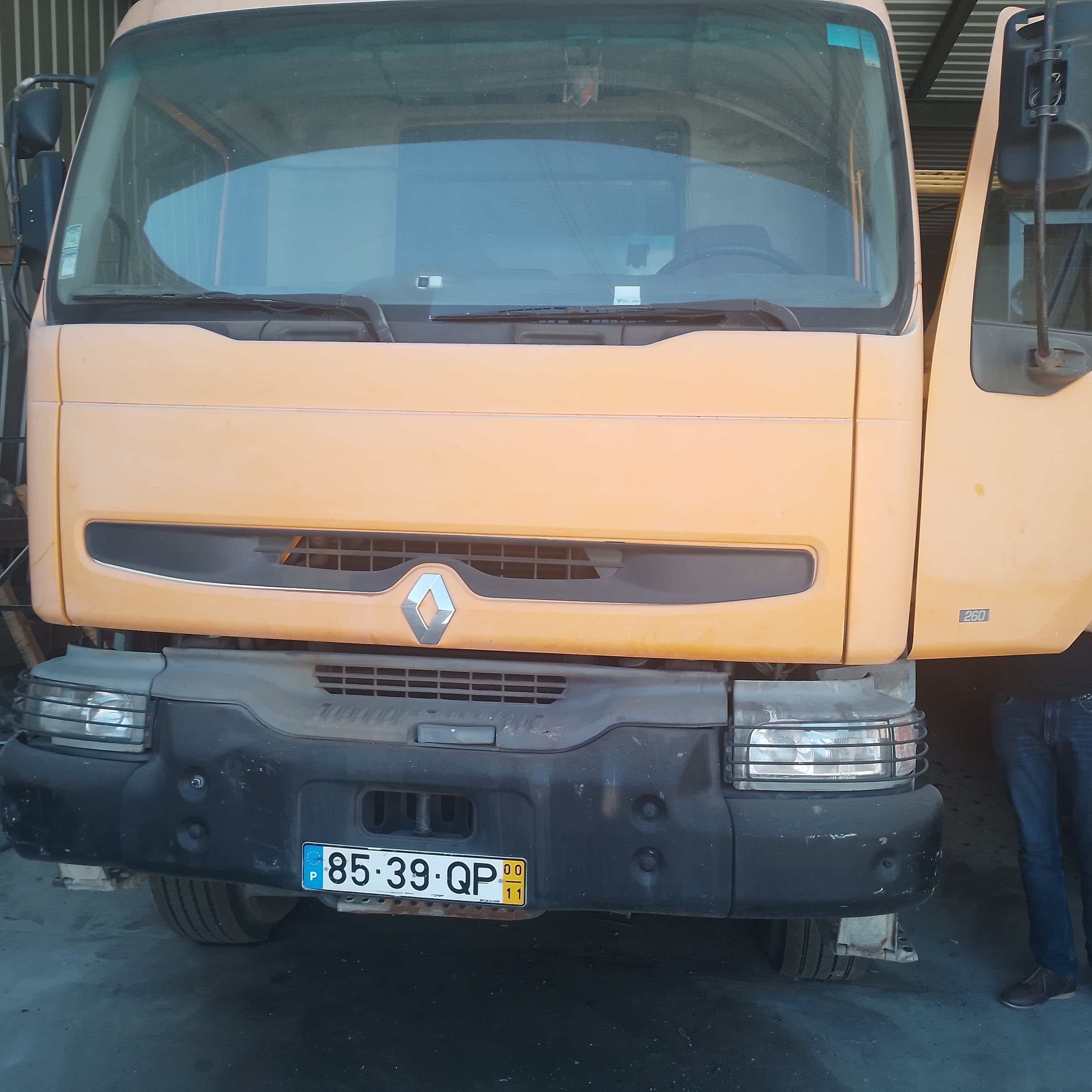 Renault HC · Ano 2000 — imagem 2