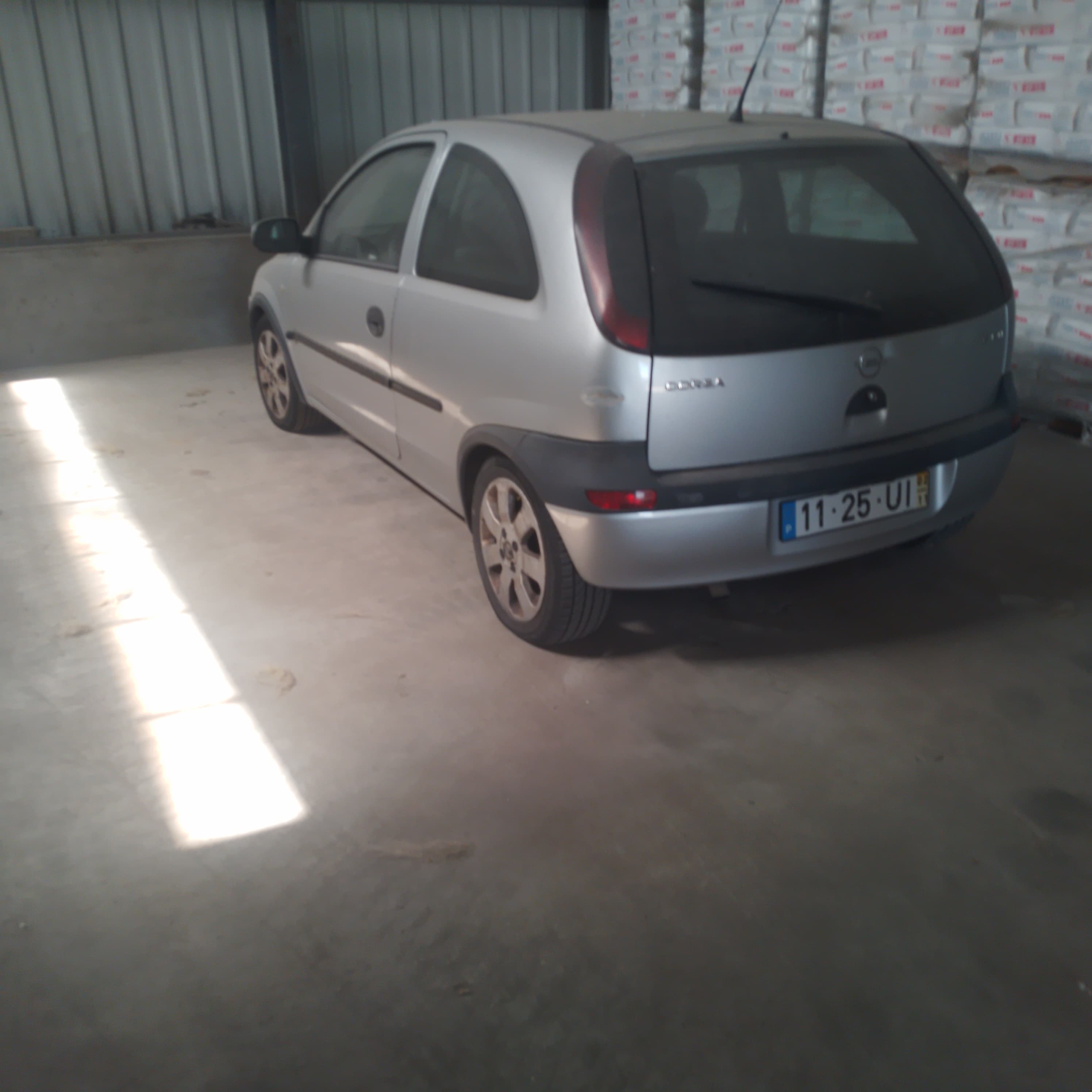 Opel Corsa-C Van · Ano 2002 — image 1