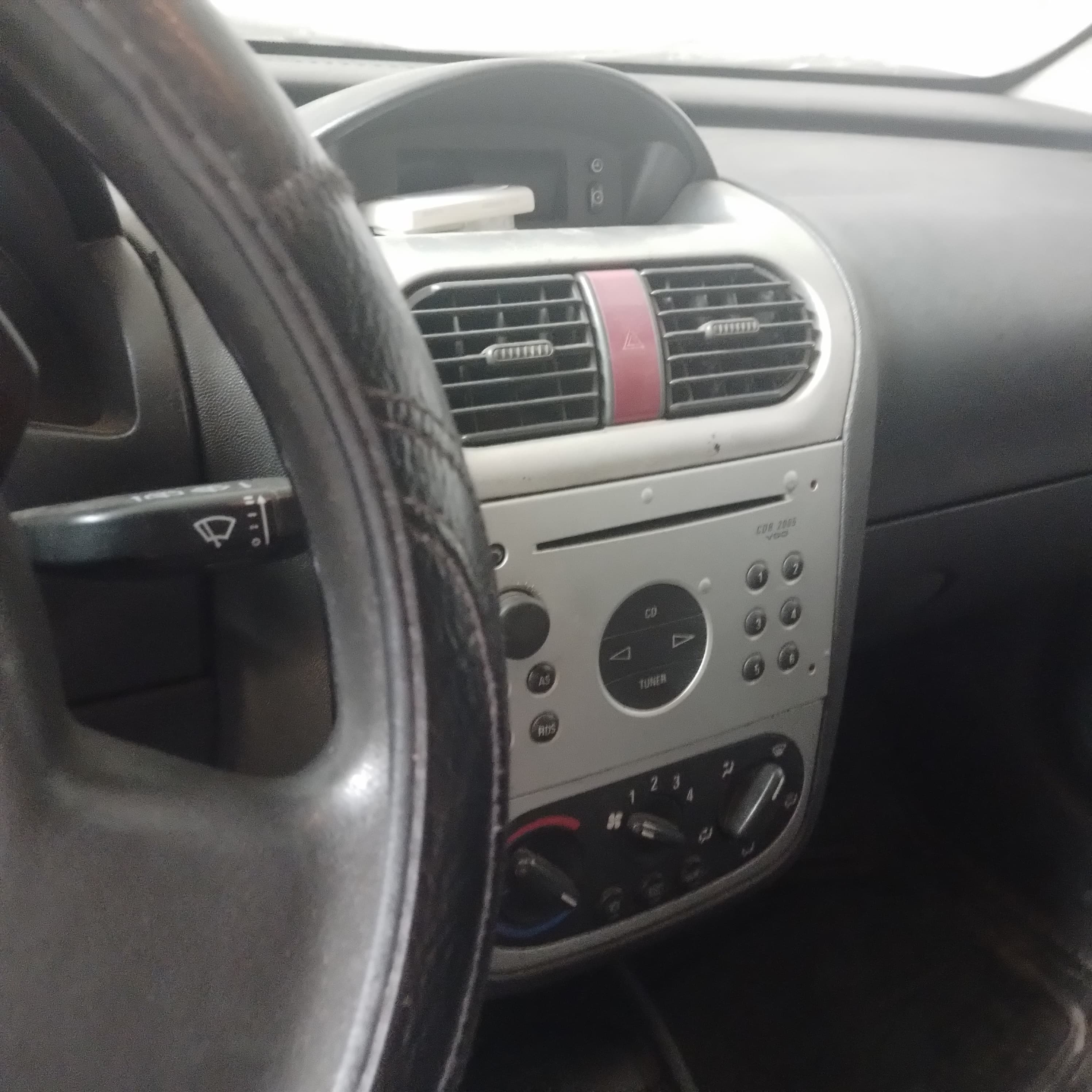 Opel Corsa-C Van · Ano 2002 — image 5