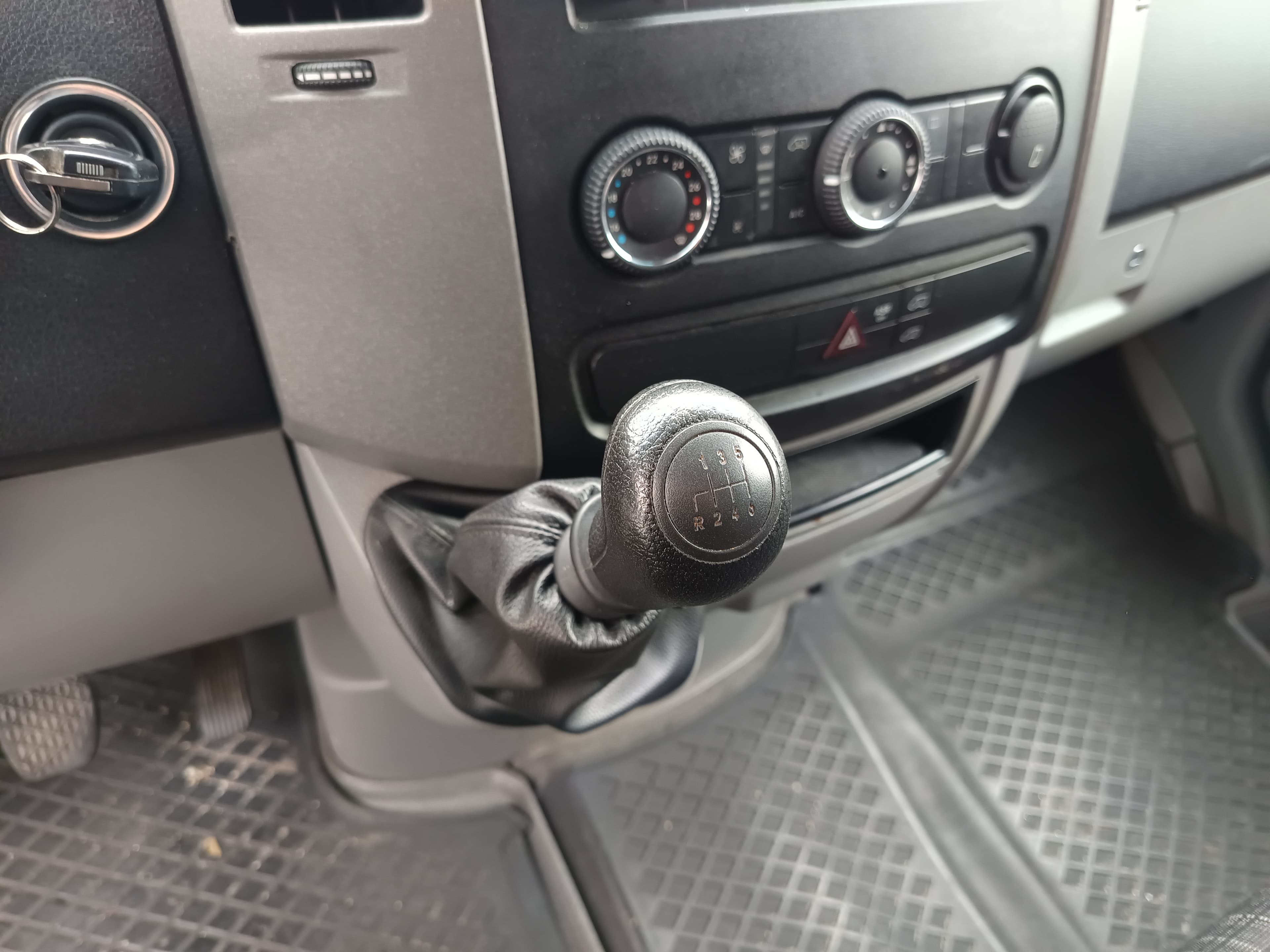 Mercedes-Benz Sprinter 316 CDI · Ano 2018 — imagen 23