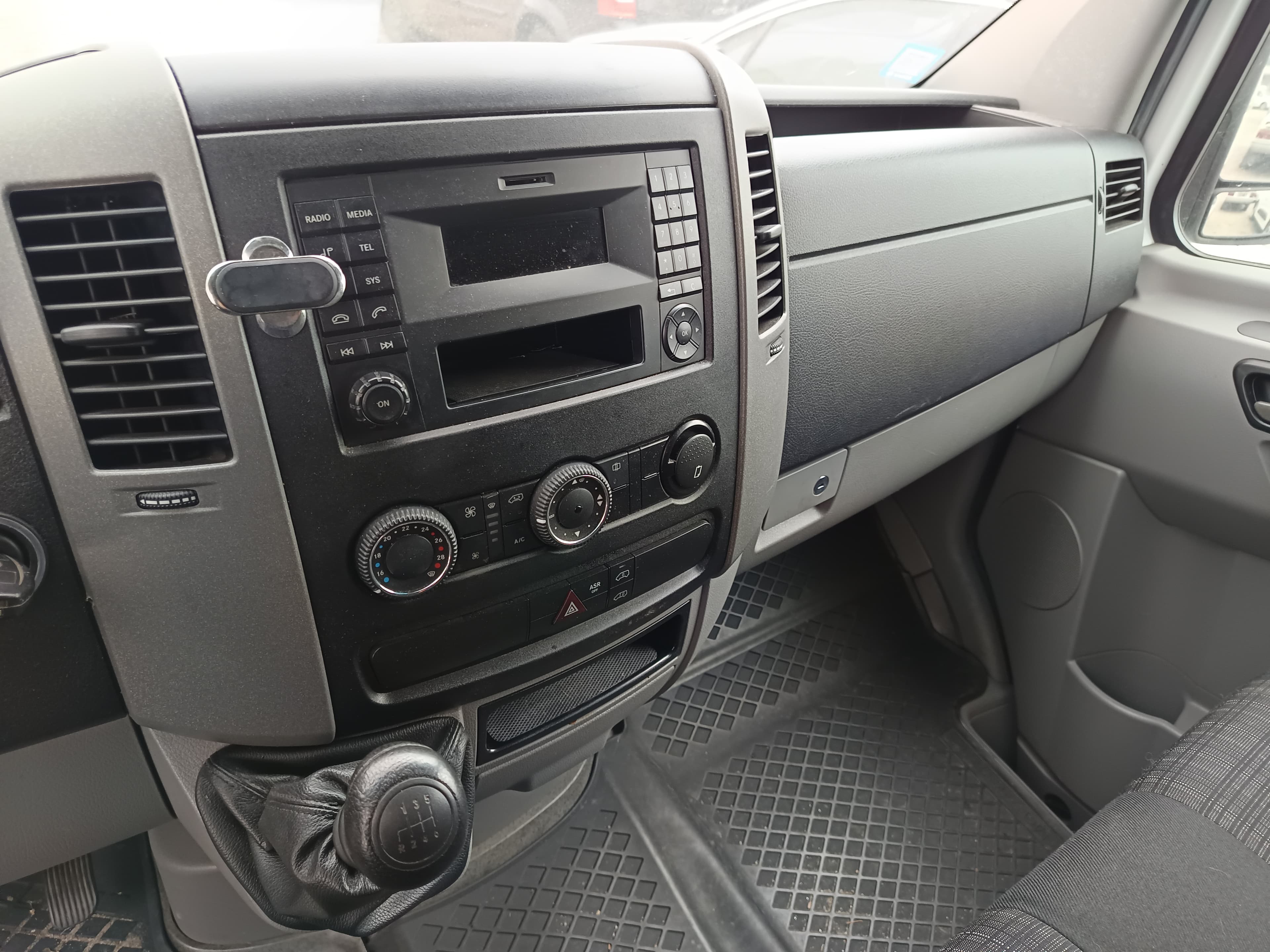 Mercedes-Benz Sprinter 316 CDI · Ano 2018 — imagen 29