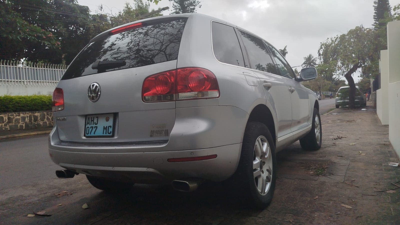 Volkswagen Touareg - 2010 — image 5