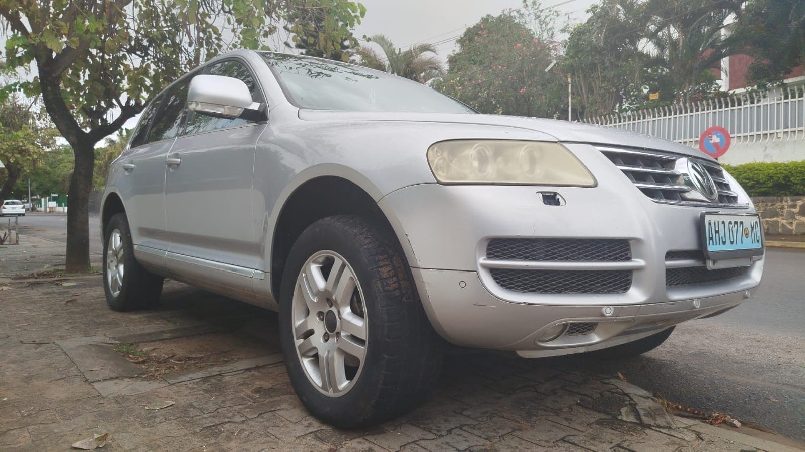 Volkswagen Touareg - 2010 — image 7