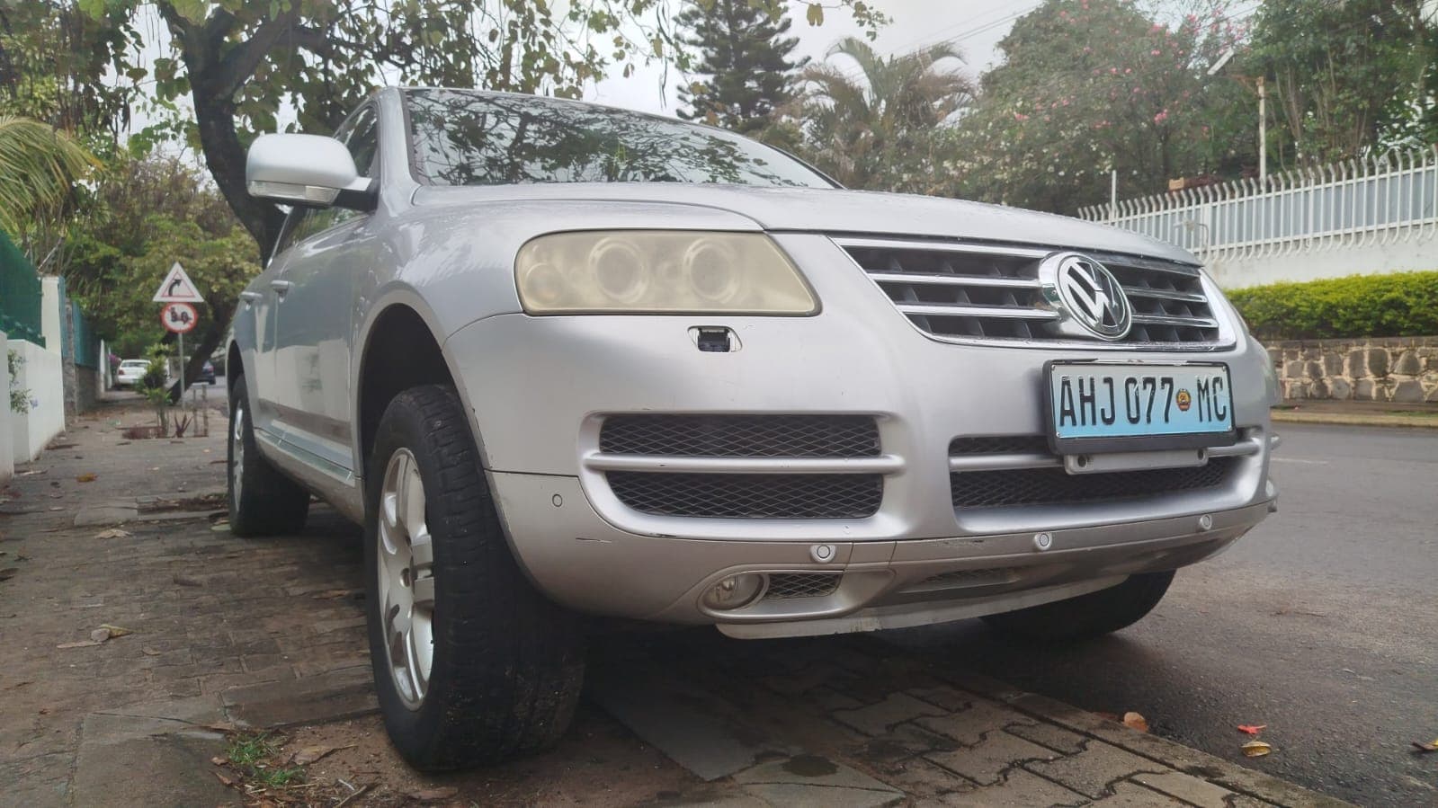 Volkswagen Touareg - 2010 — image 1