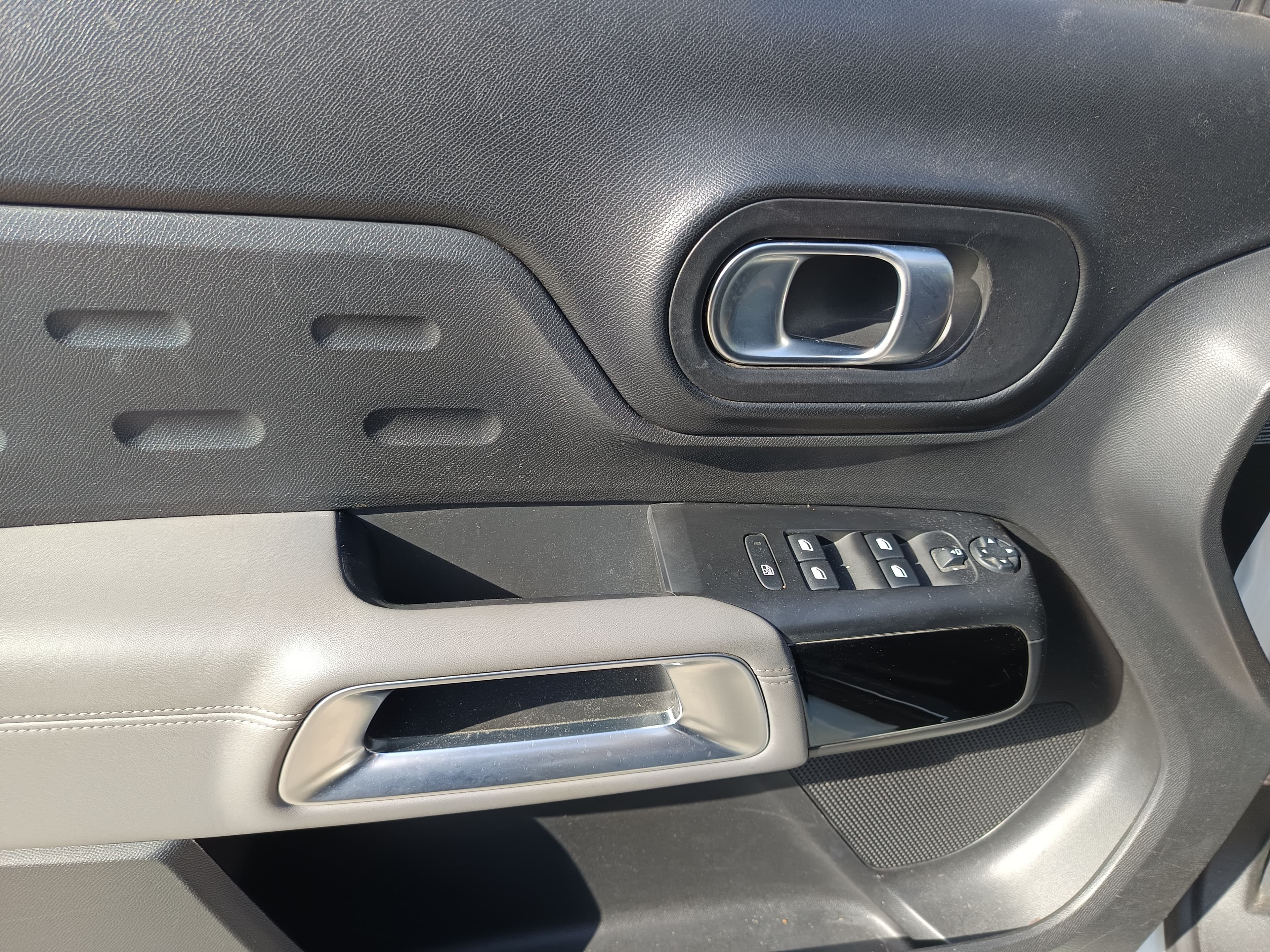 Citroën C5 · Ano 2019 — imagen 31