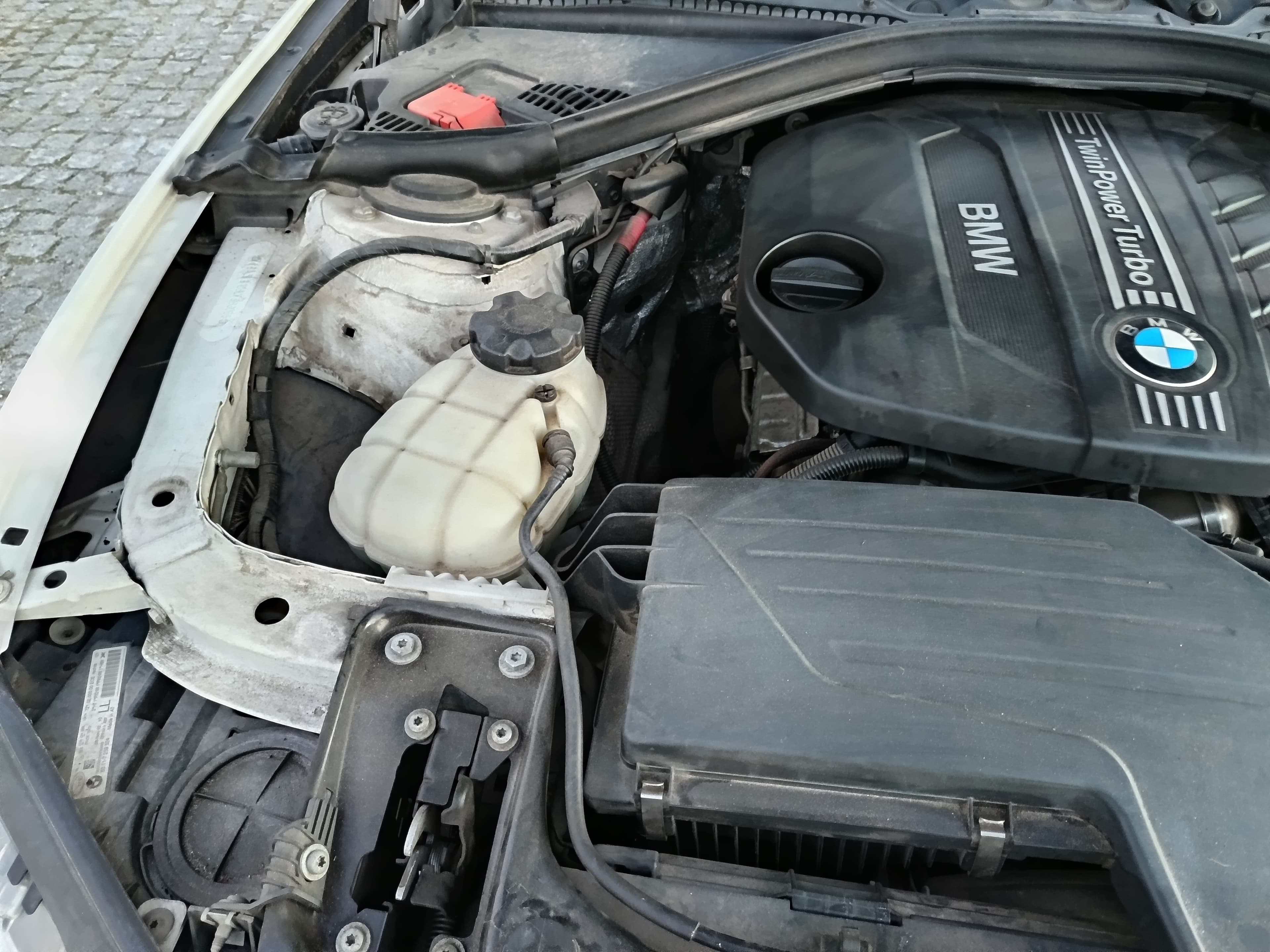 BMW 316 d · Ano 2013 — imagem 18