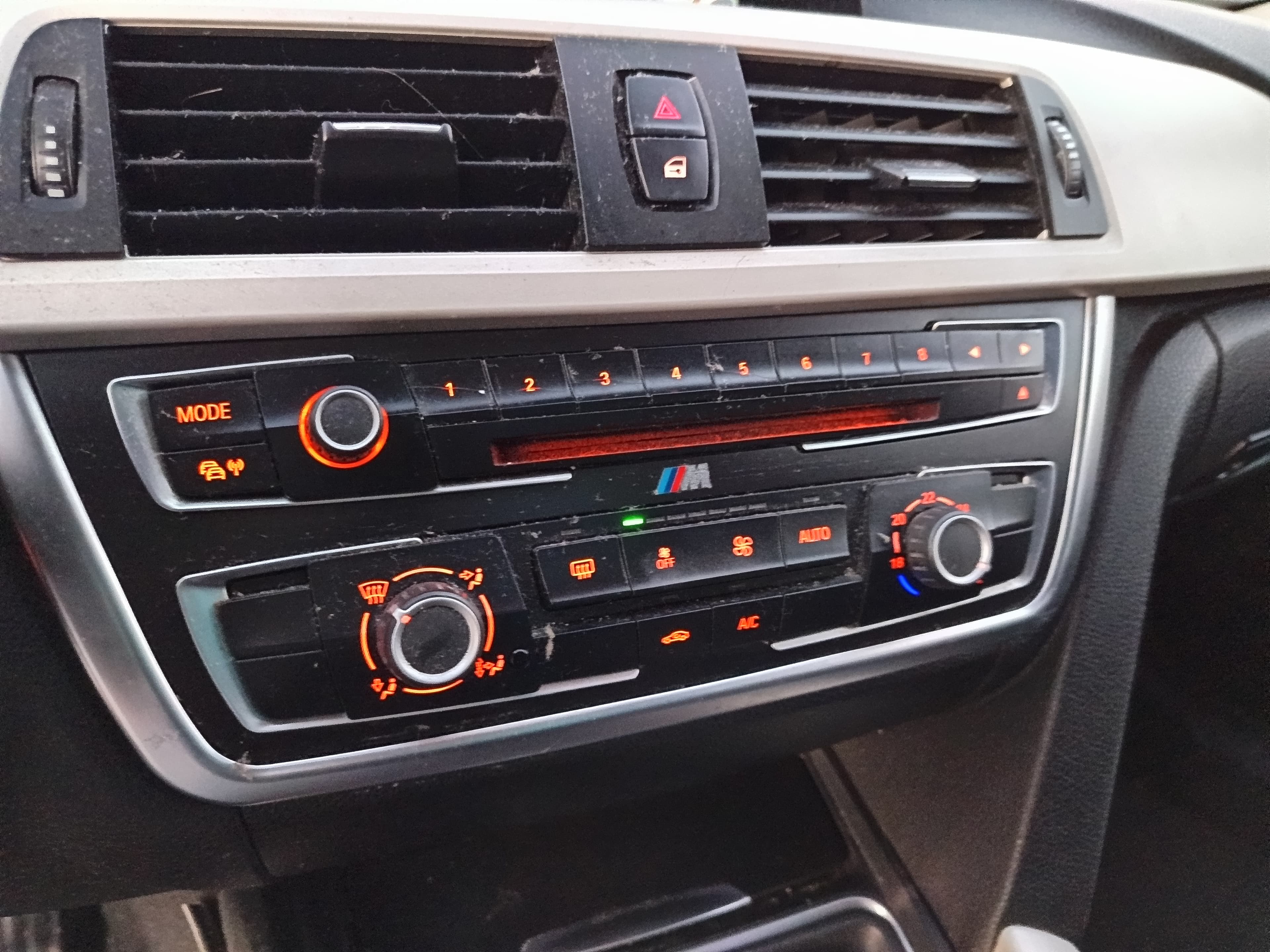 BMW 316 d · Ano 2013 — imagem 39