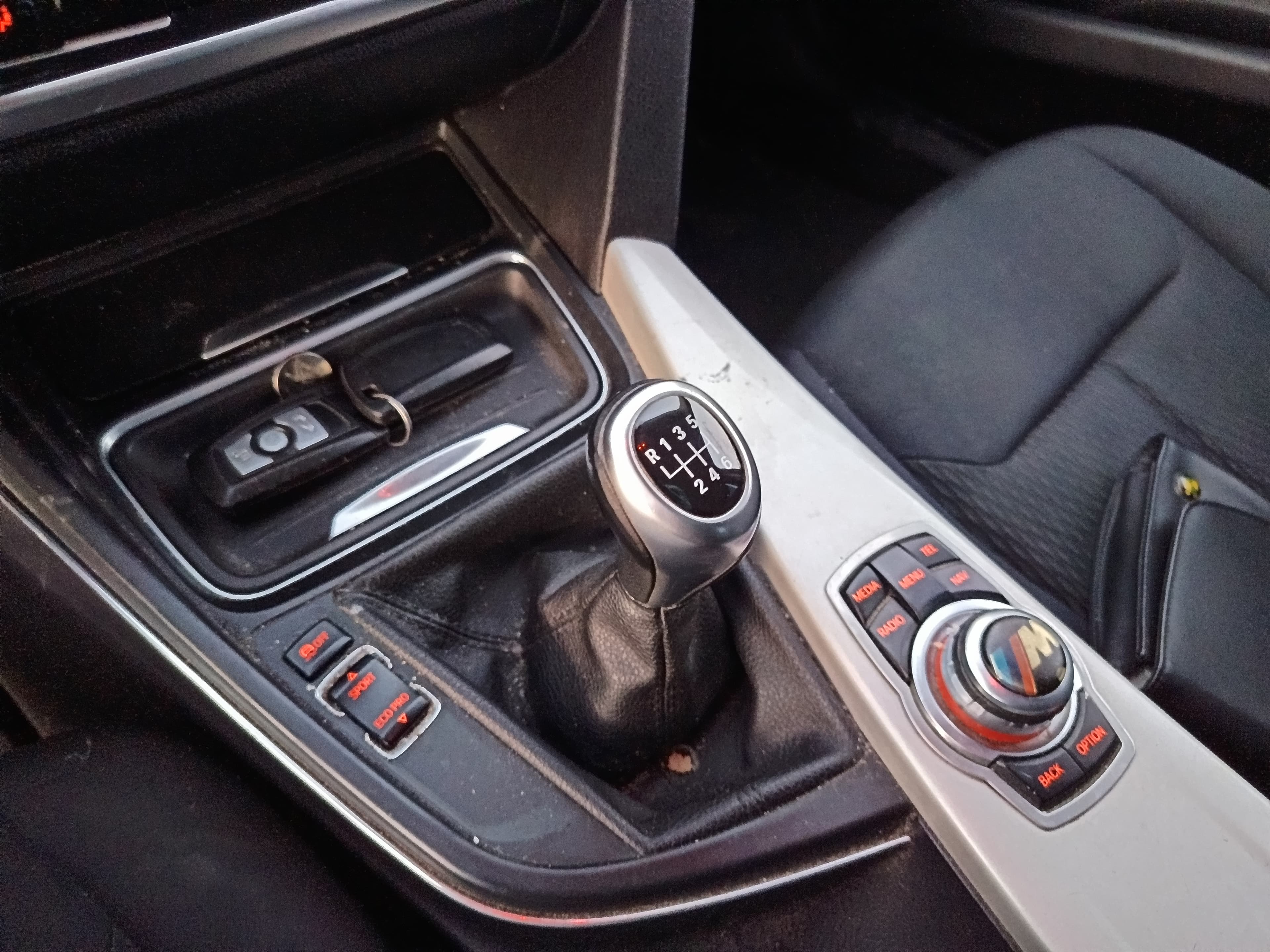 BMW 316 d · Ano 2013 — imagem 40