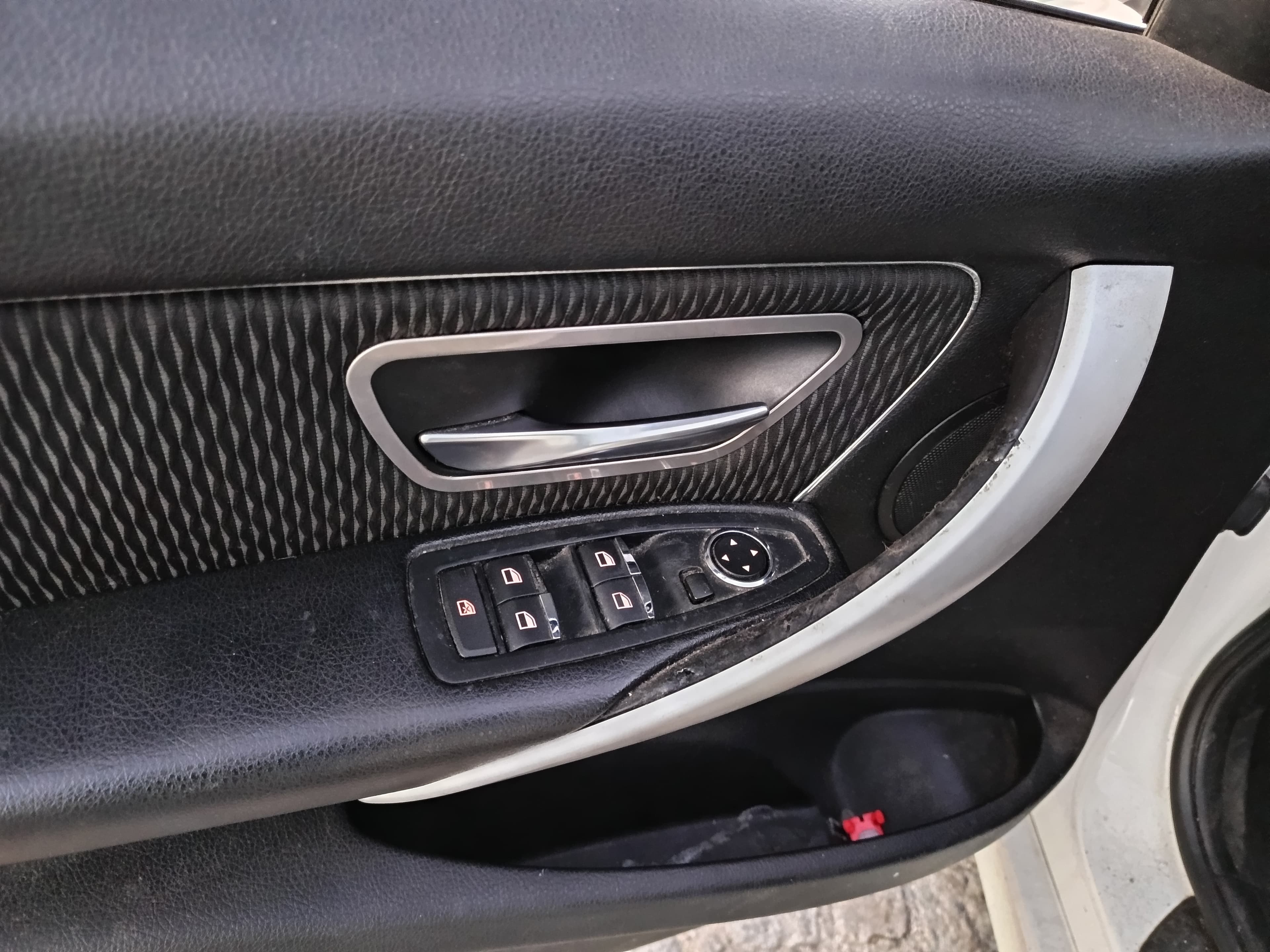 BMW 316 d · Ano 2013 — imagem 33