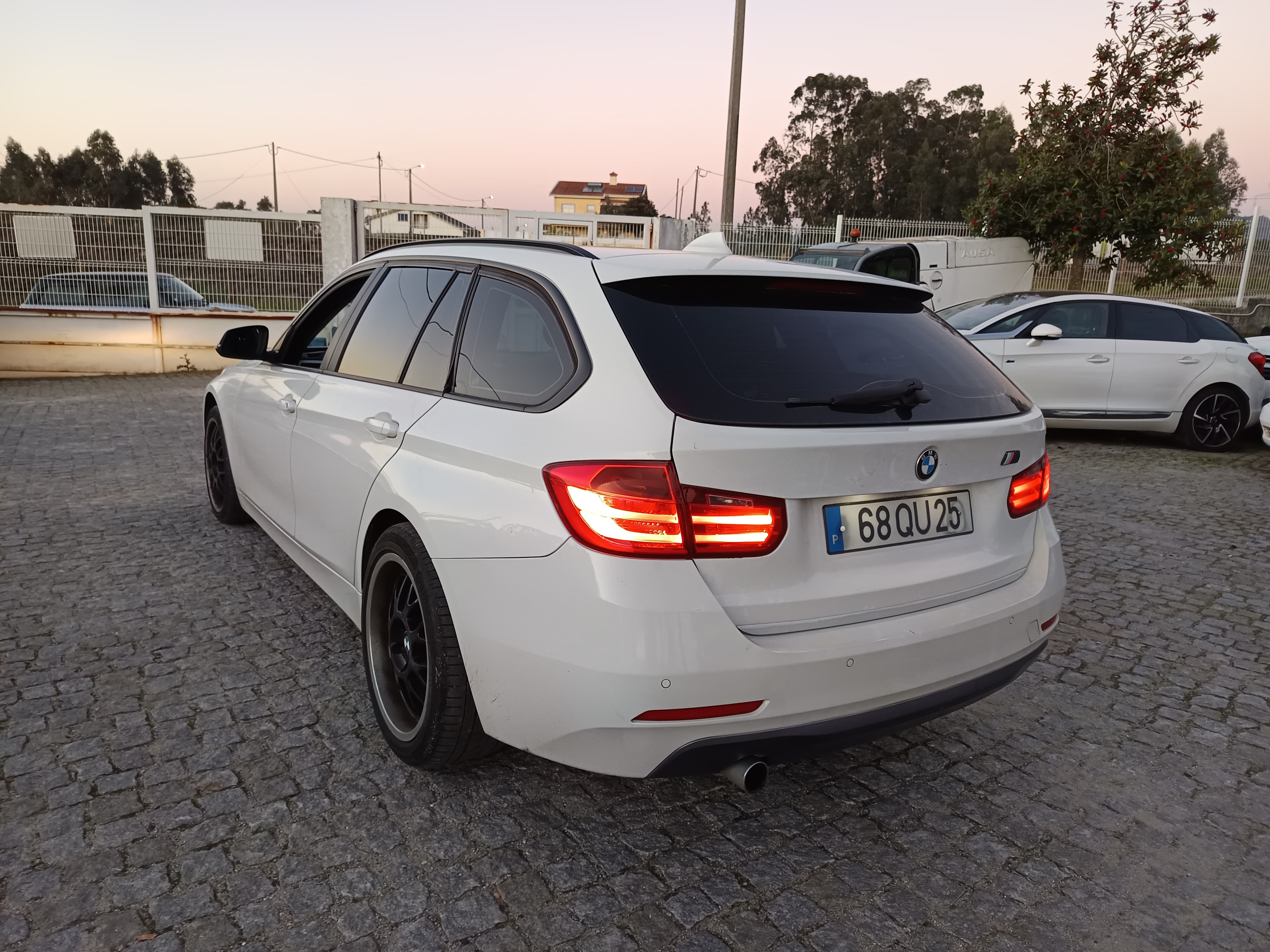 BMW 316 d · Ano 2013 — imagem 6