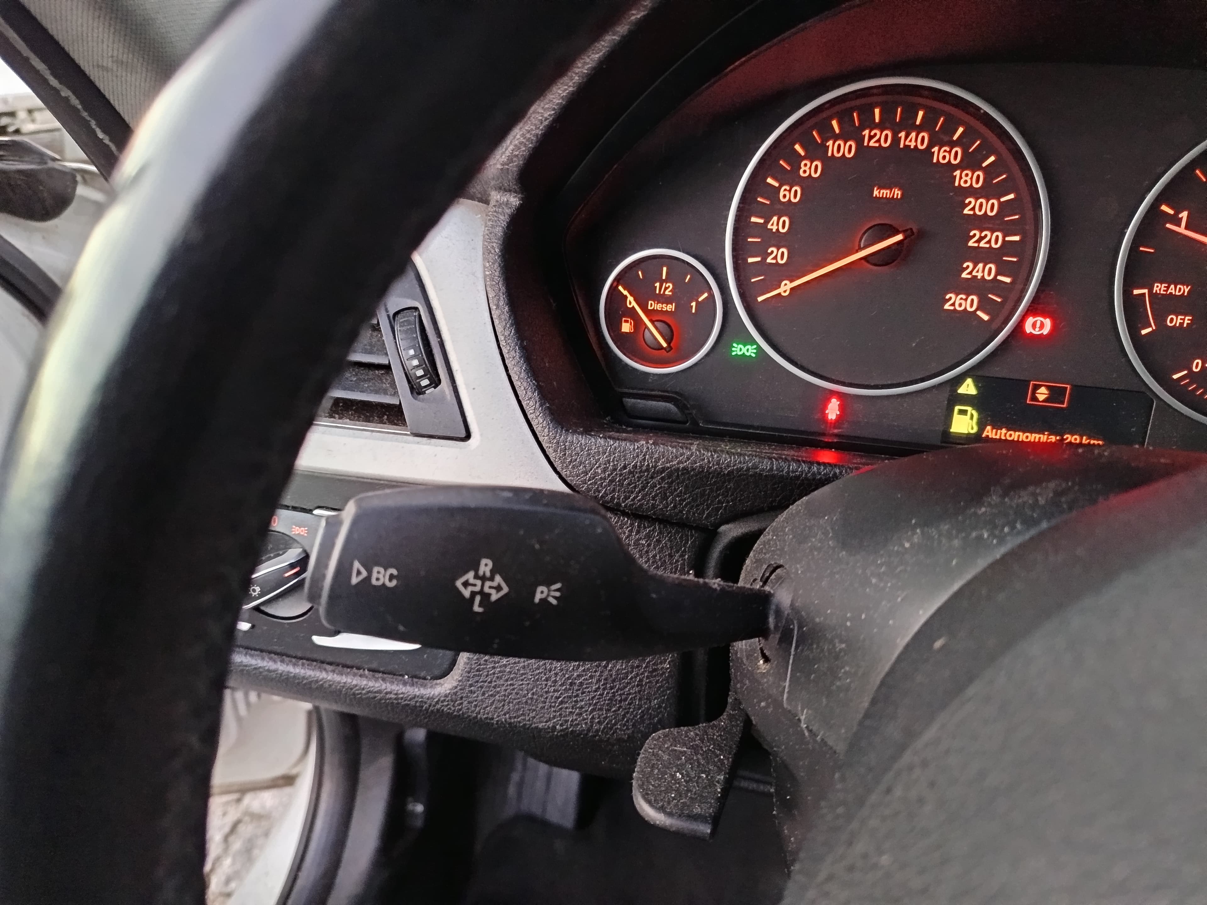 BMW 316 d · Ano 2013 — imagem 44